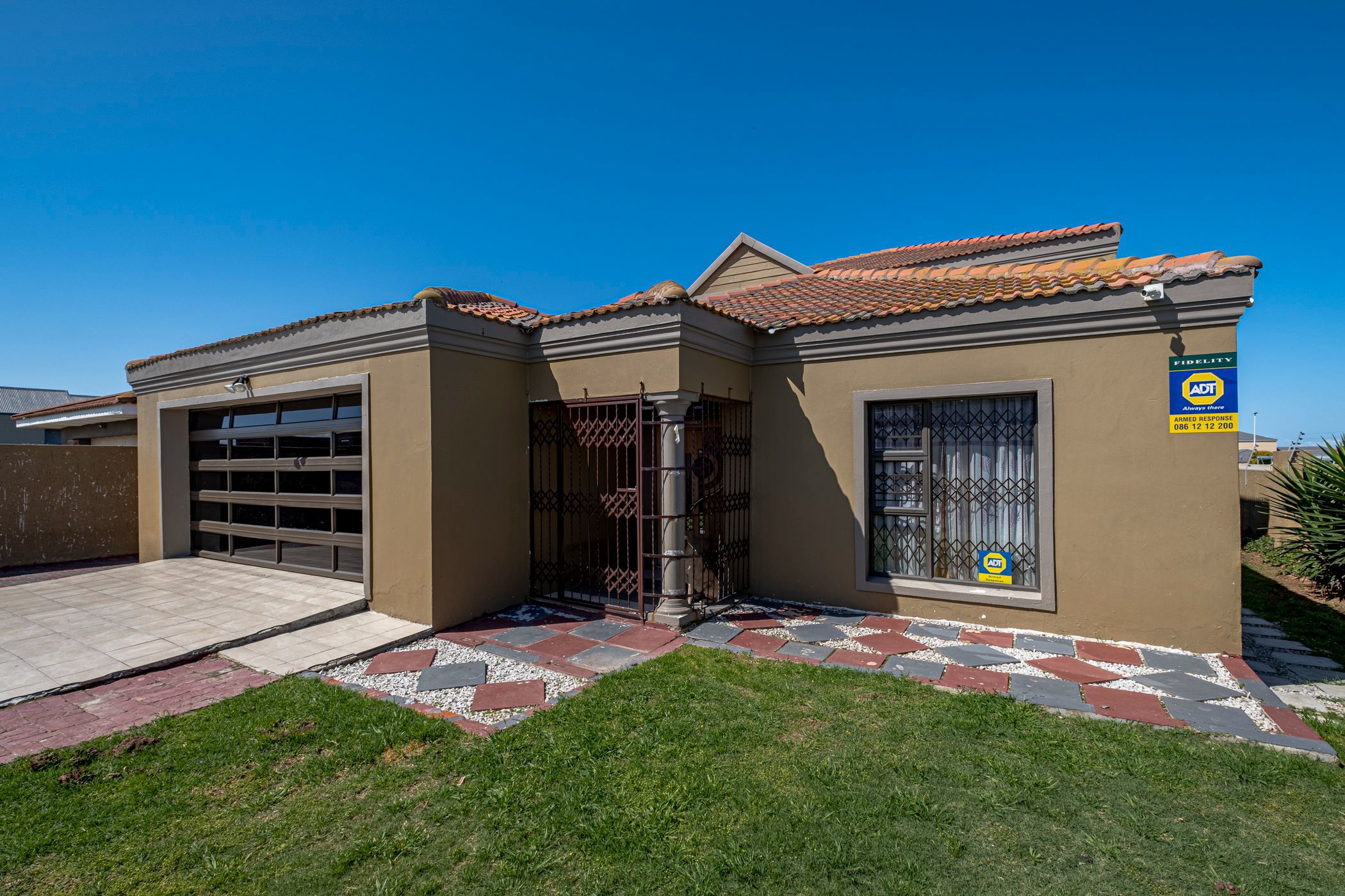 5 Bedroom House For Sale Bluewater Bay (Gqeberha (Port Elizabeth