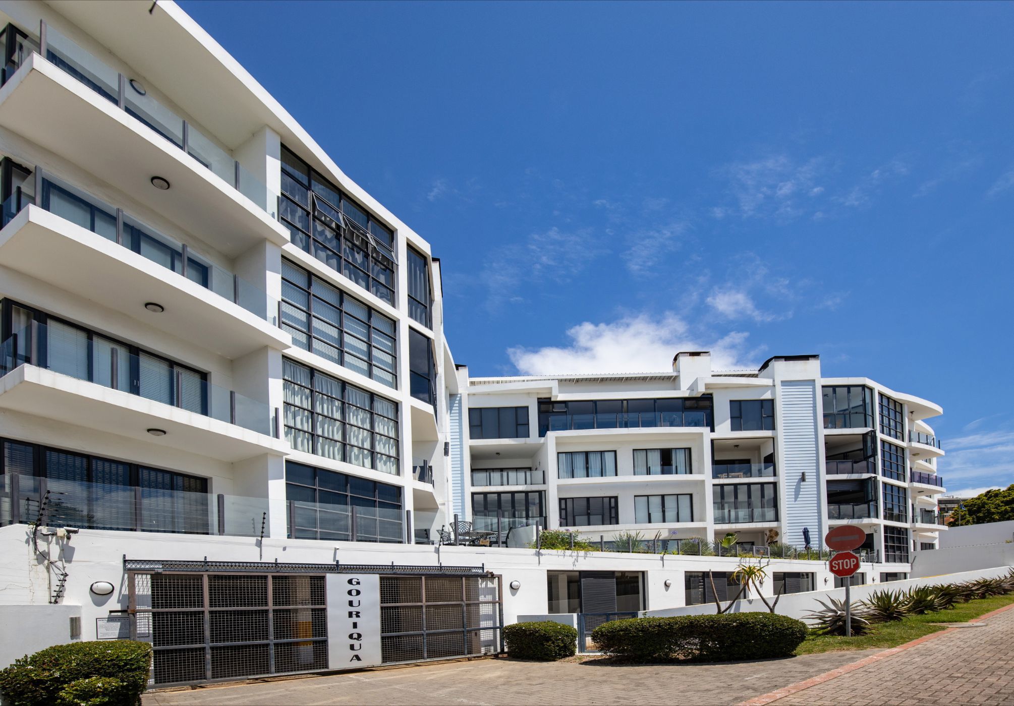 2 bedroom apartment to rent in Mossel Bay Central