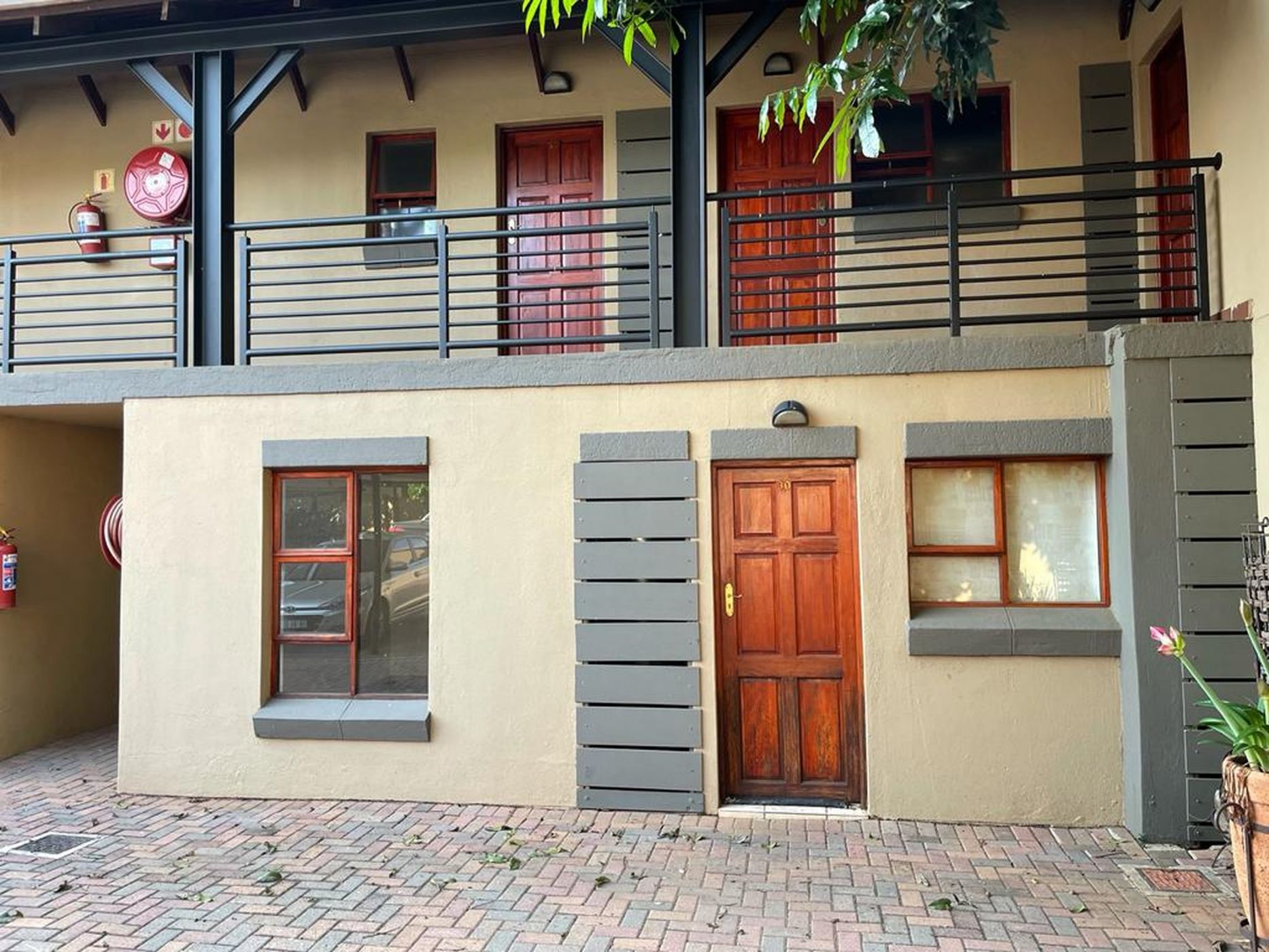 2 bedroom townhouse for sale in Bendor Park