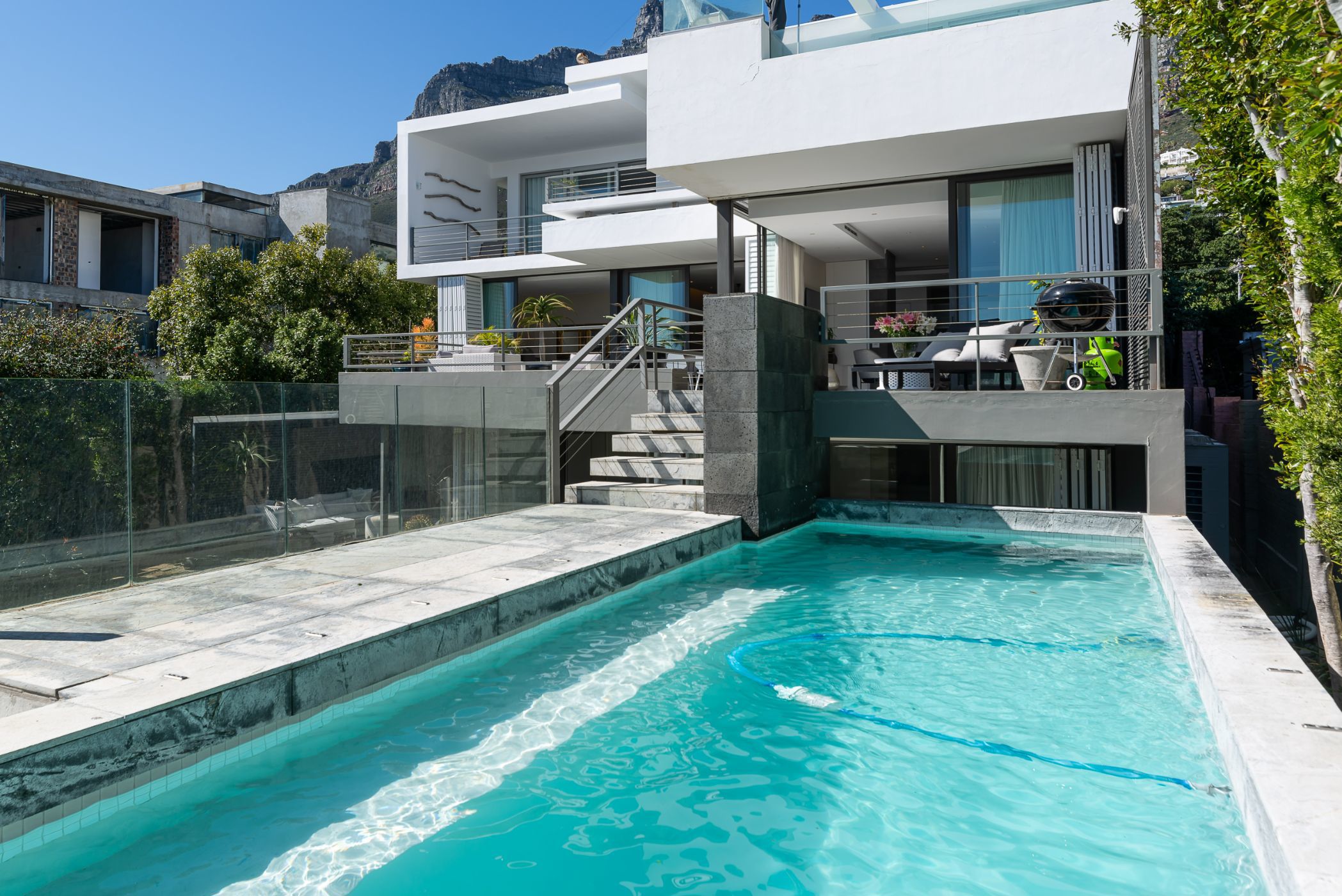 4 bedroom townhouse for sale in Camps Bay