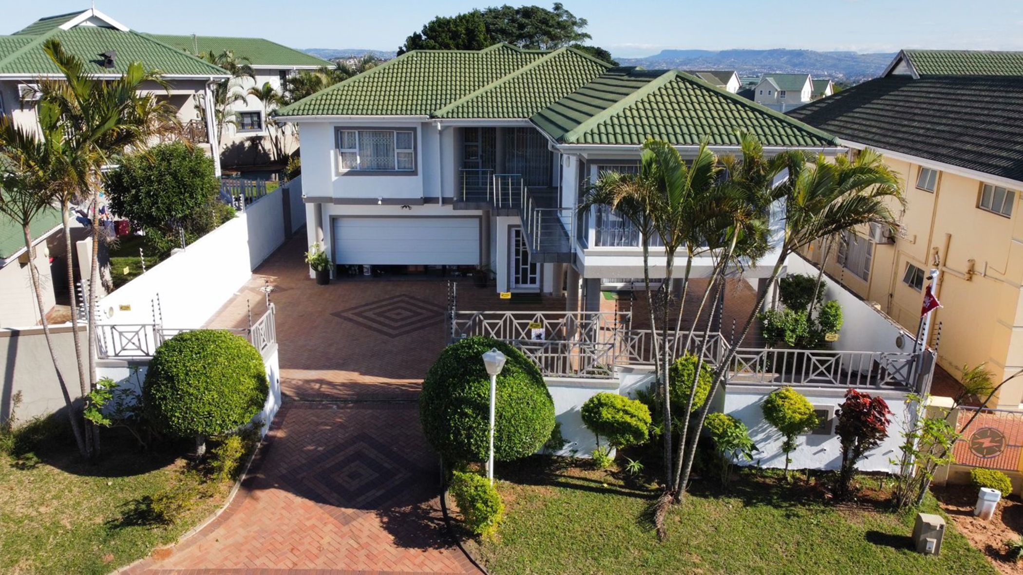 4 Bedroom House For Sale Somerset Park (uMhlanga) 1ND1584832 Pam