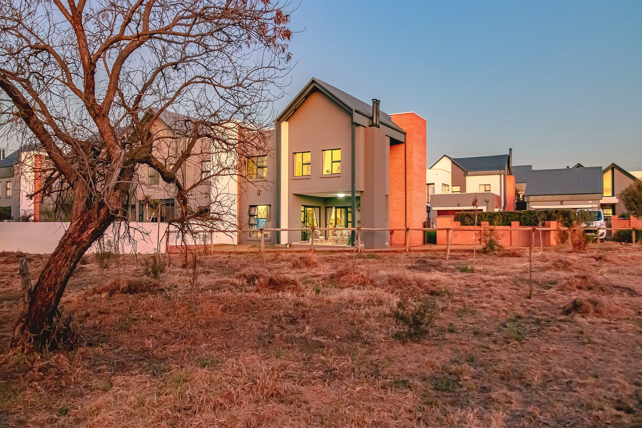 3 Bedroom Townhouse For Sale Southdowns Estate CN1584435 Pam