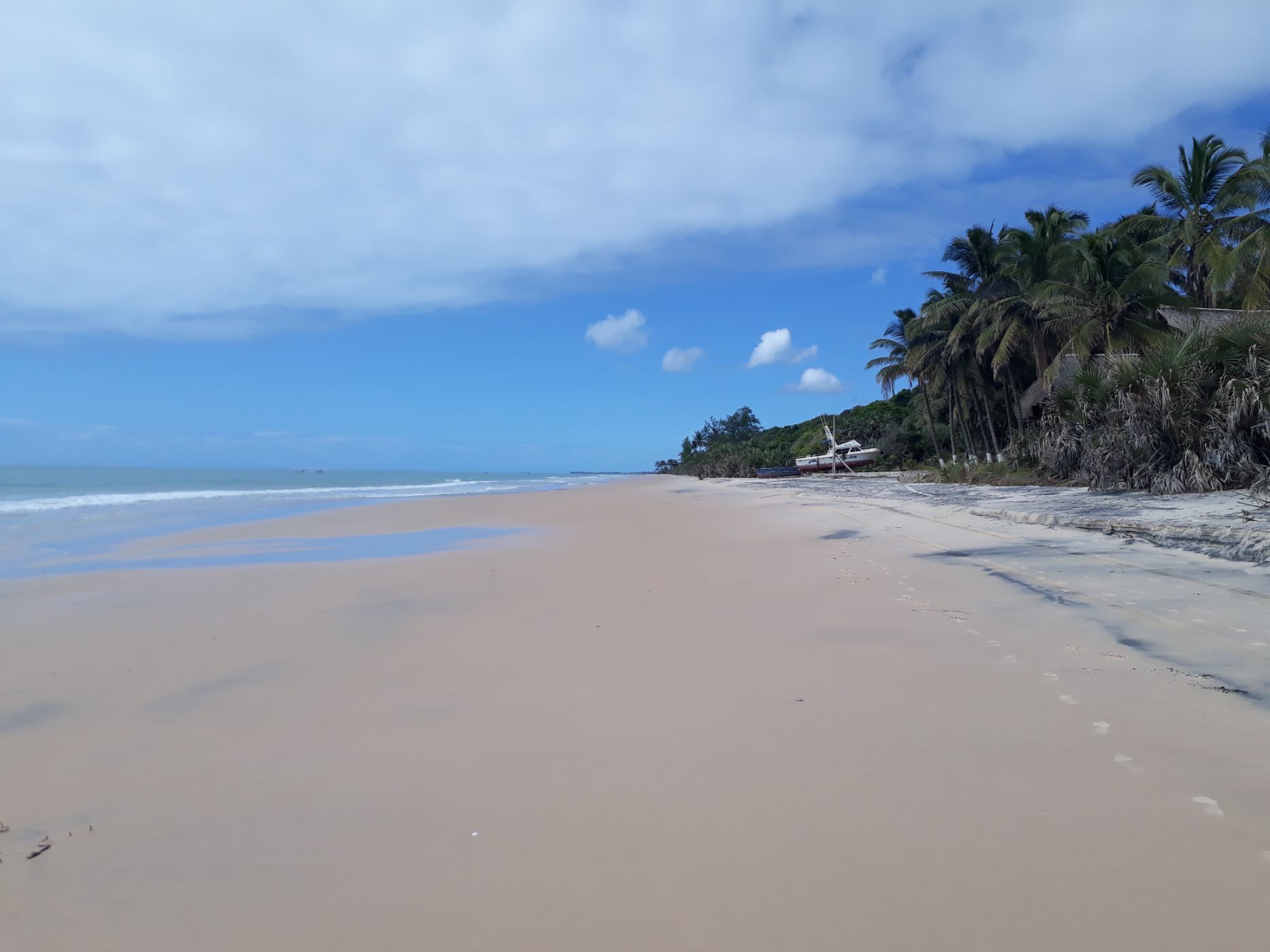 0.73 hectare vacant land for investment in Inhassoro (Mozambique)