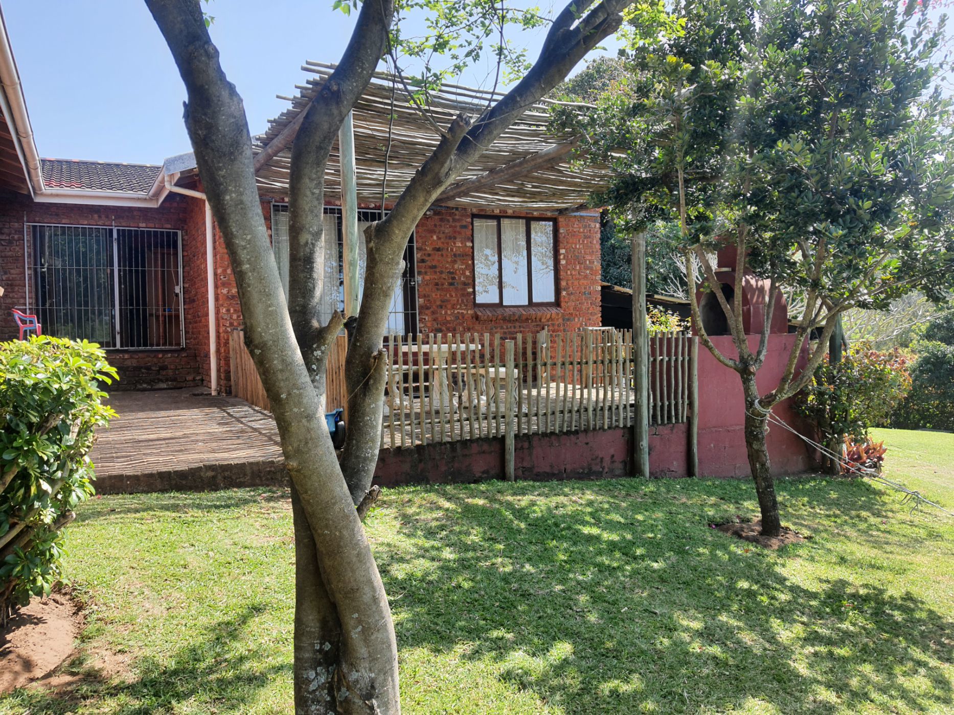 6 Bedroom Cluster House For Sale Sea Park (Port Shepstone