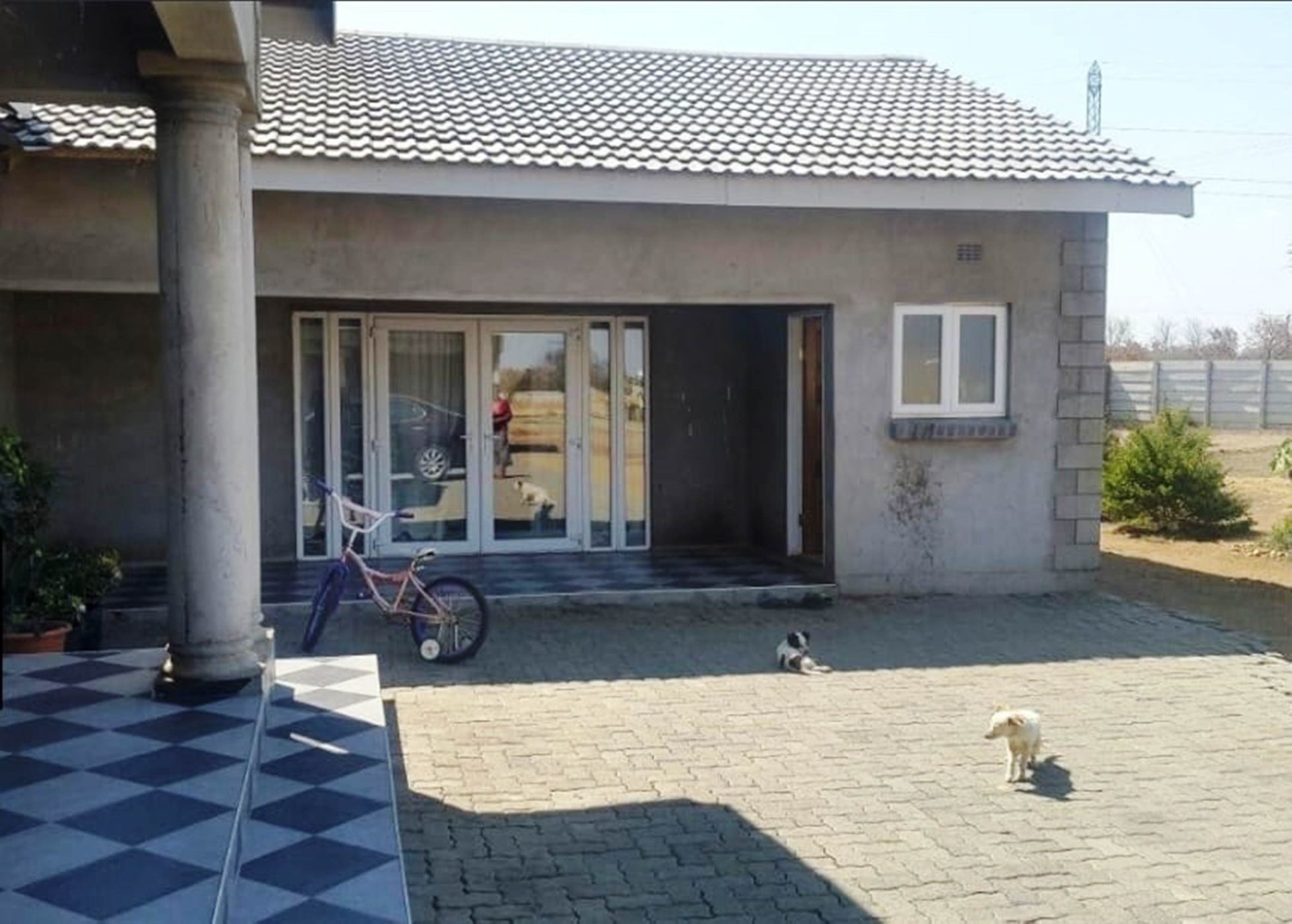 23299 m2 Smallholding For Sale Francistown (Botswana) 3BO1584998