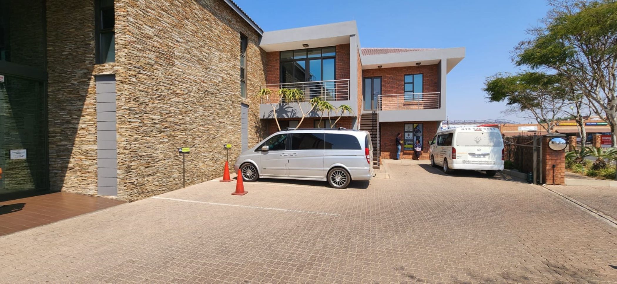 Commercial business for sale in Del Judor