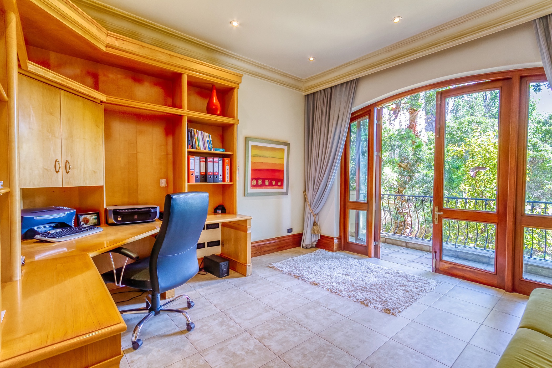 5 Bedroom Doublestorey House To Rent Hyde Park (Sandton