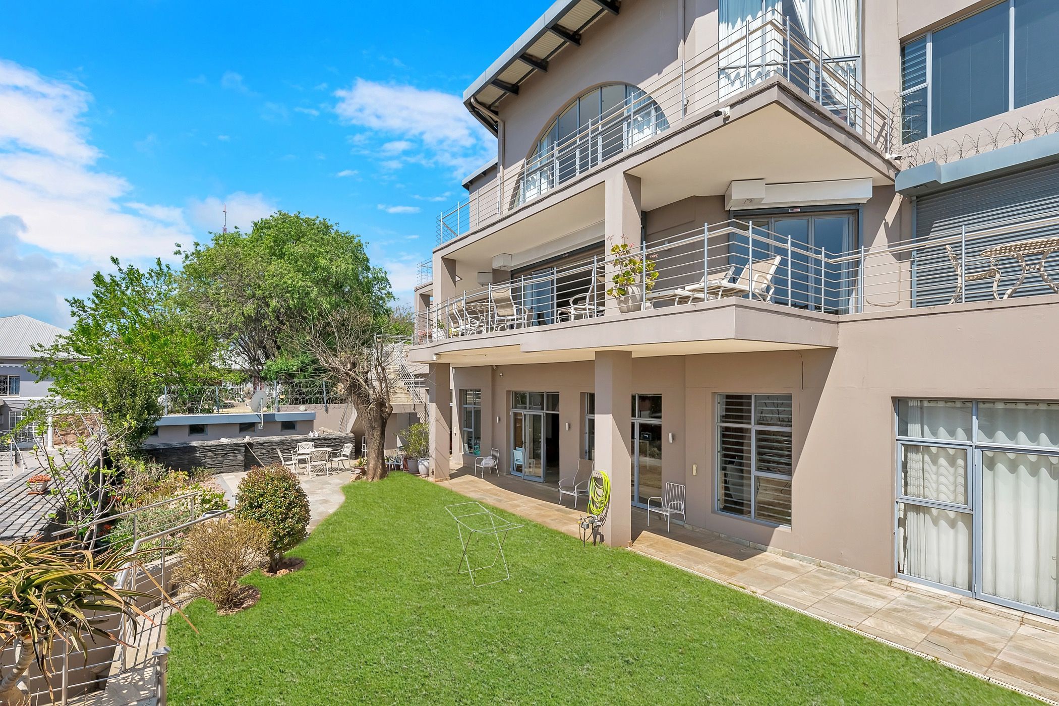 6 Bedroom Multistorey House For Sale Auckland Park HP1586377 Pam