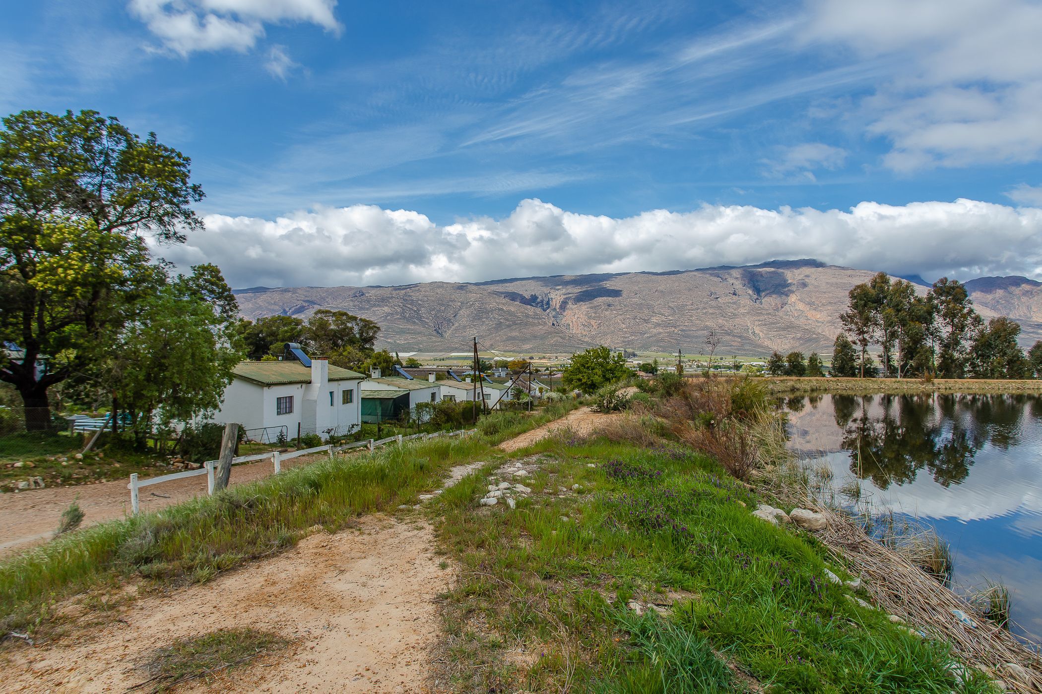 82.02 hectare Fruit Farm For Sale De Doorns TK1588228 Pam Golding Properties