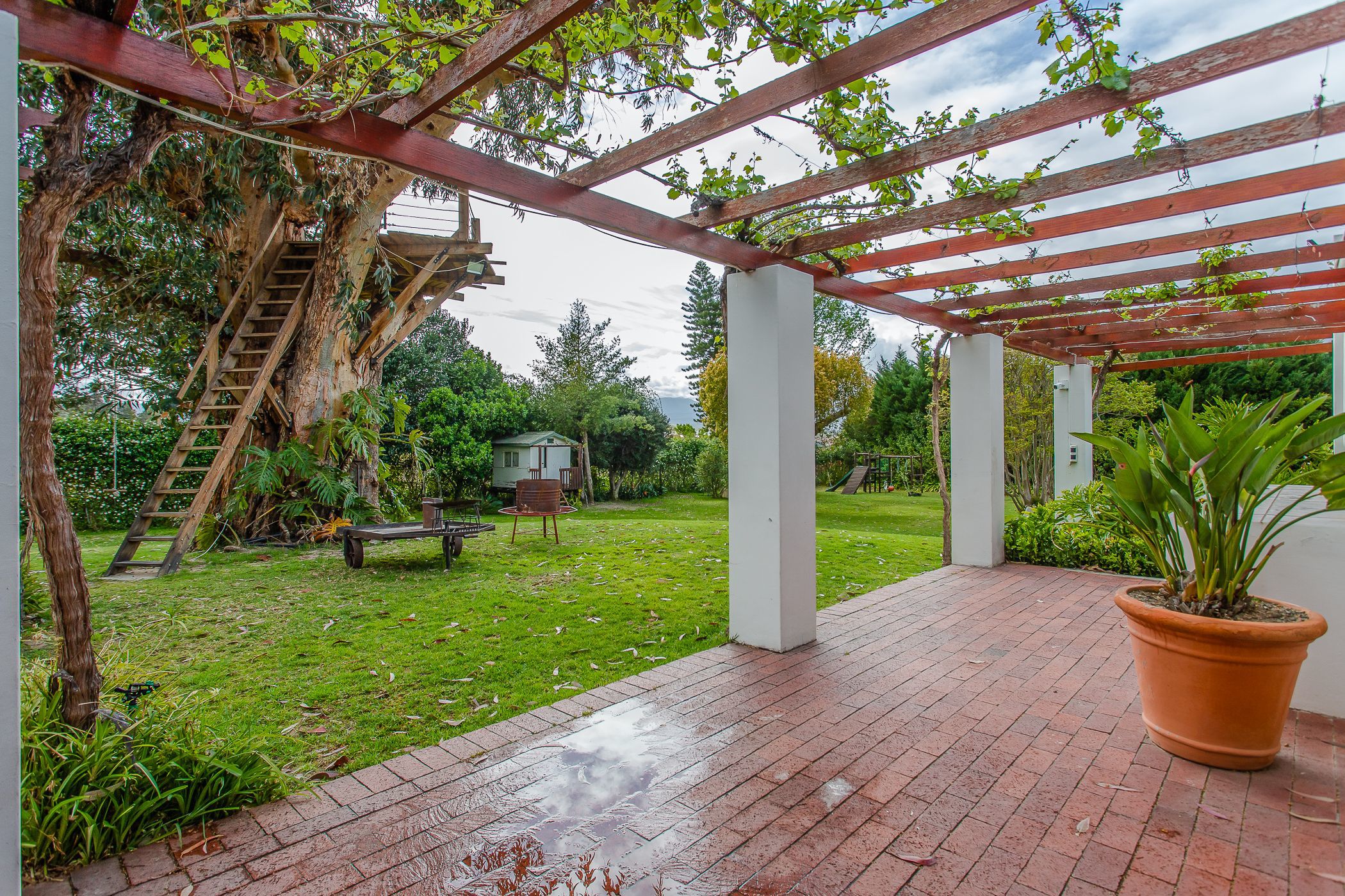 82.02 hectare Fruit Farm For Sale De Doorns TK1588228 Pam Golding Properties