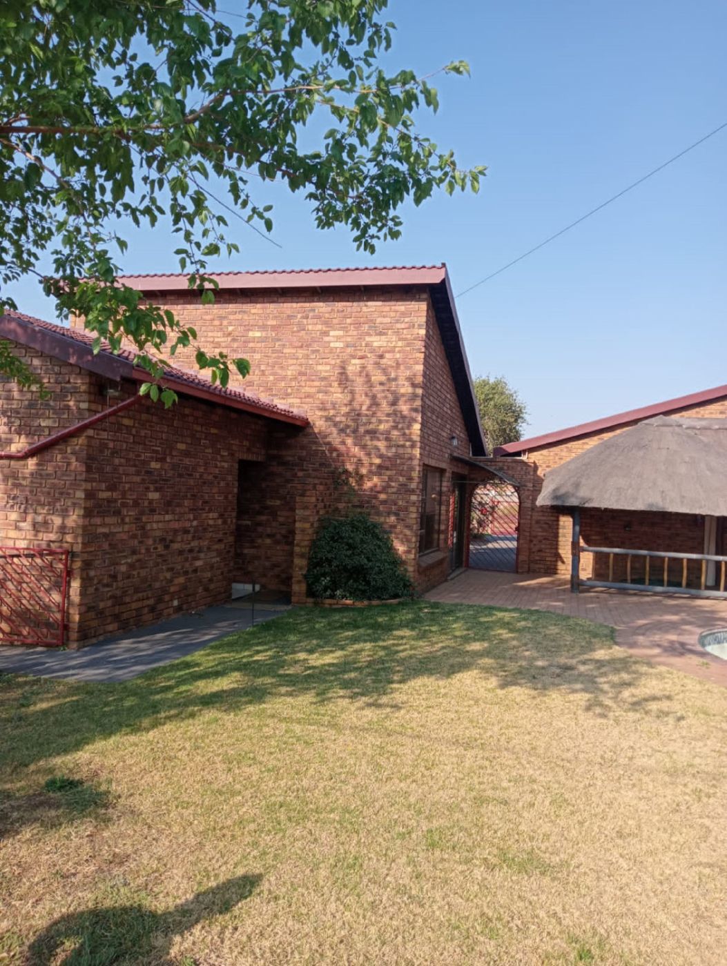 3 bedroom house for sale in Selcourt