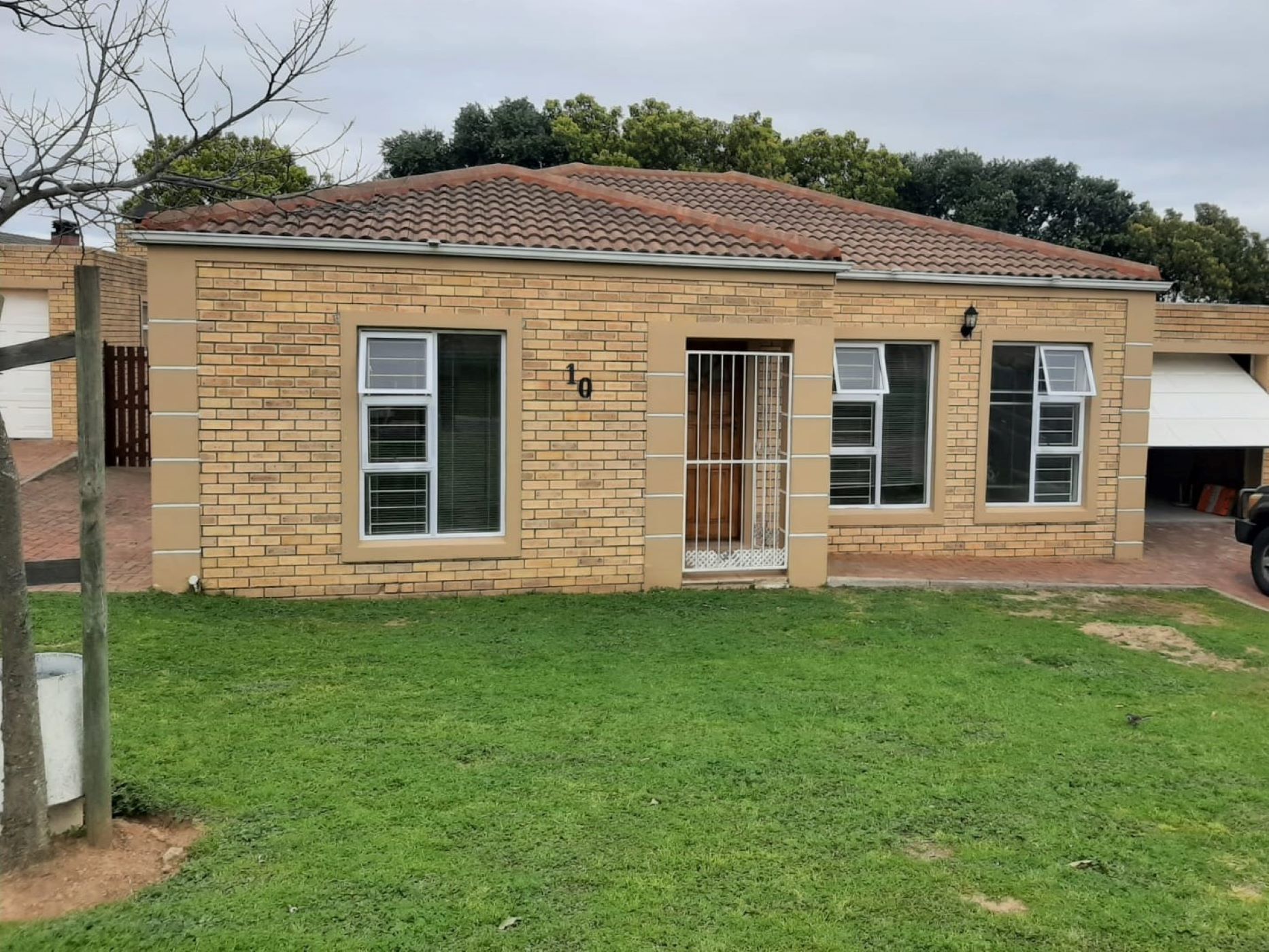2 Bedroom Security Complex Home For Sale Vredekloof Heights