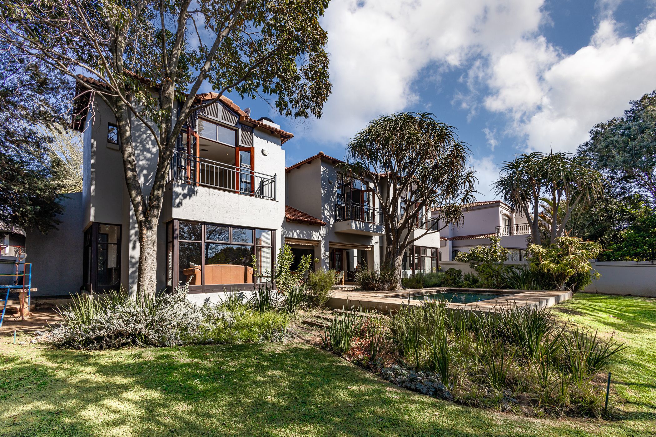 6 Bedroom House For Sale Eagle Canyon Golf Estate RAN1580974 Pam