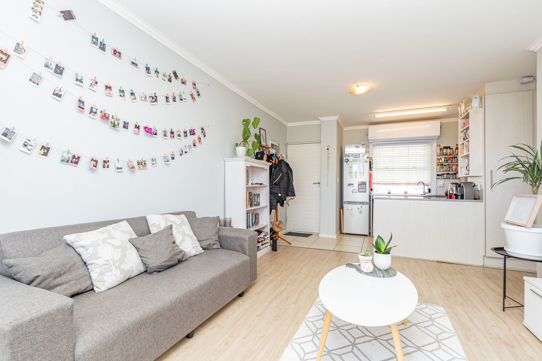 2 Bedroom Apartment For Sale Claremont (Cape Town) KW1661178 Pam