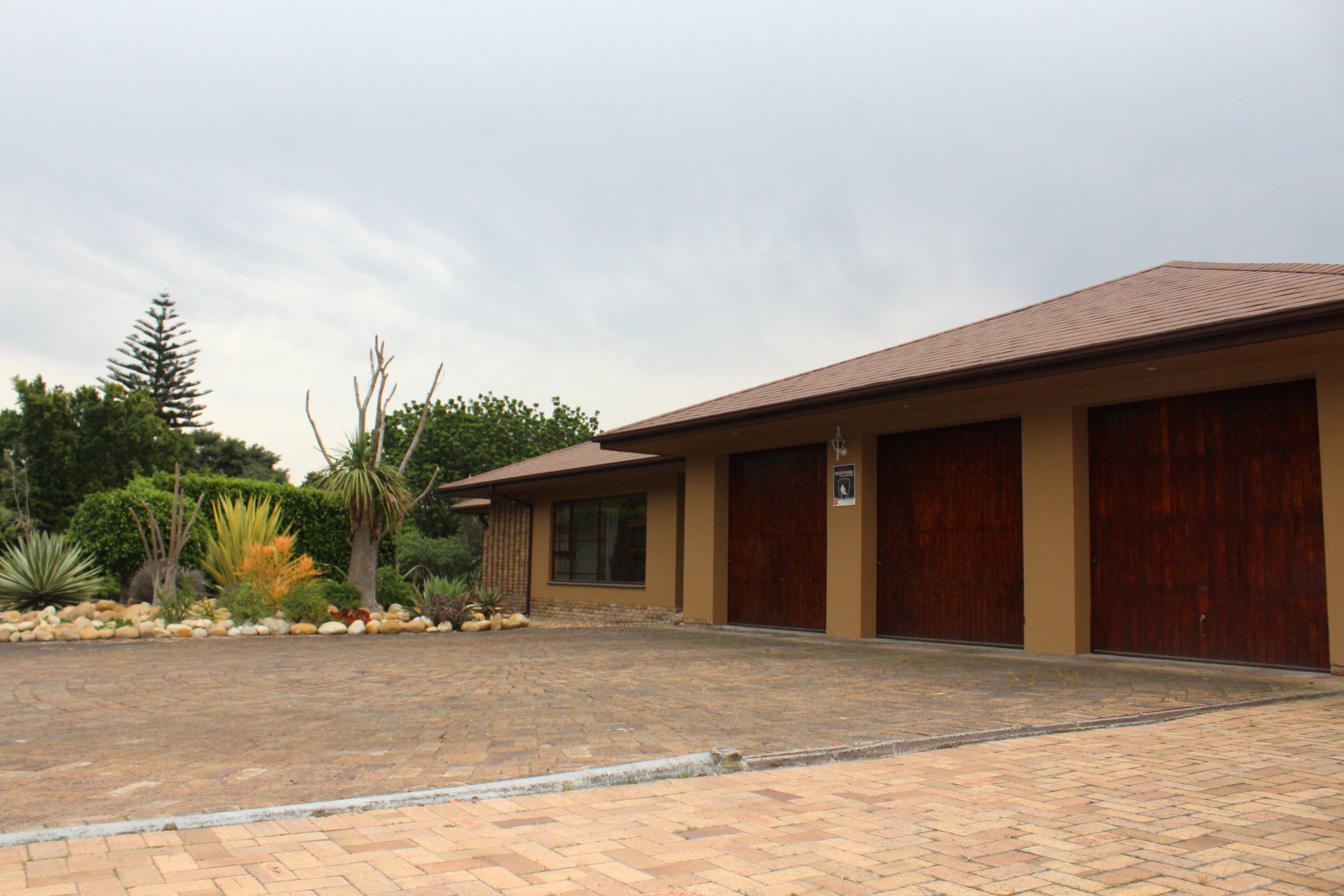 6 Bedroom House For Sale Soneike 1KV1589082 Pam Golding Properties