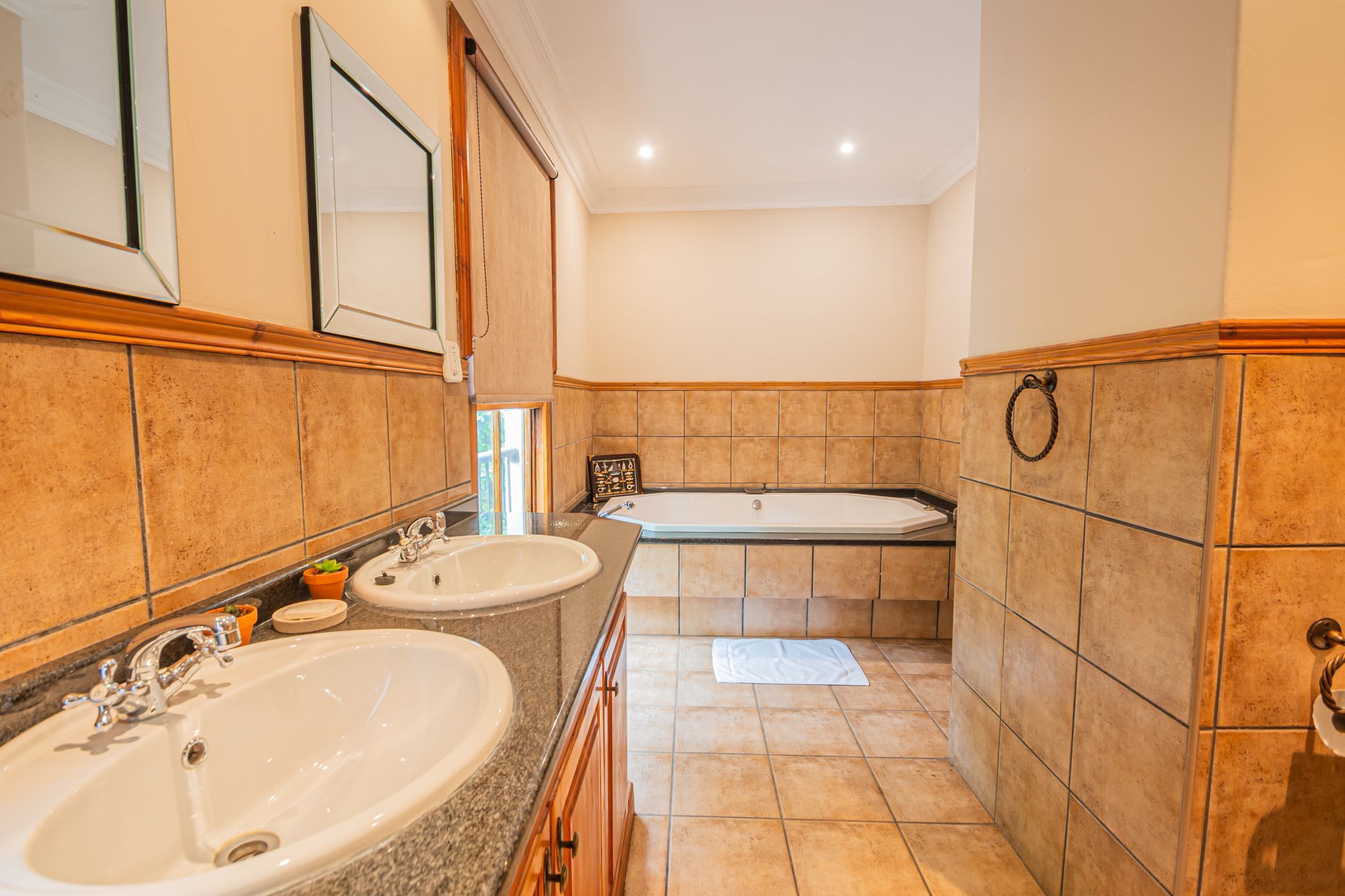 5 Bedroom House For Sale Arcadia (Pretoria East) PT1590884 Pam