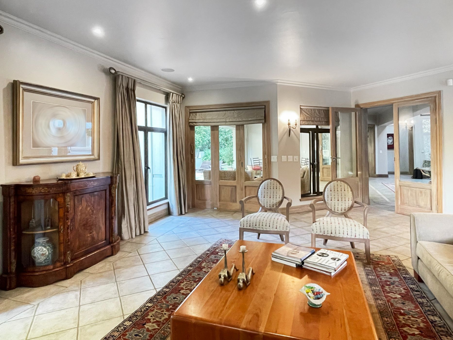 6 Bedroom Doublestorey Cluster For Sale Hyde Park (Sandton