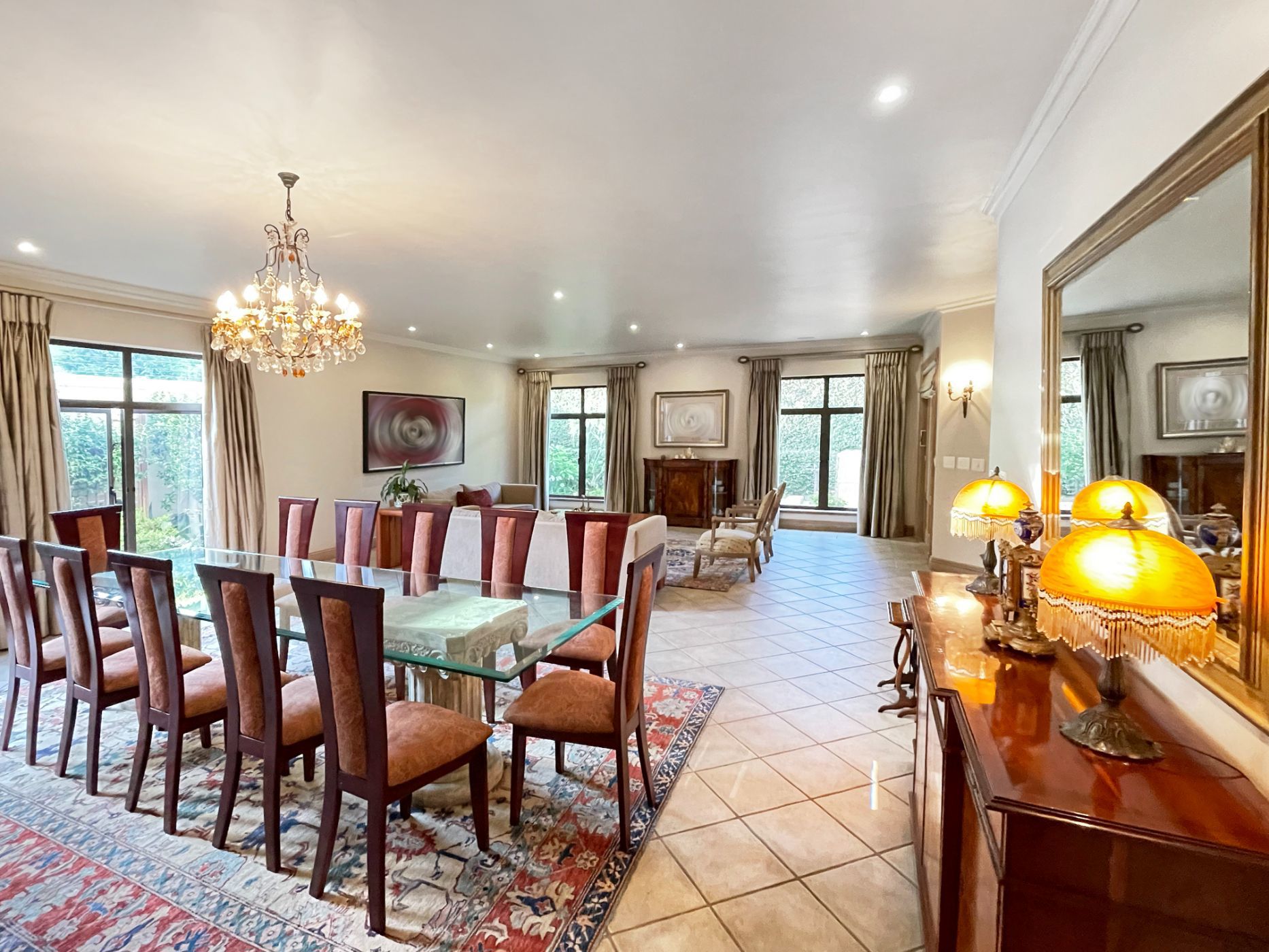 6 Bedroom Doublestorey Cluster For Sale Hyde Park (Sandton