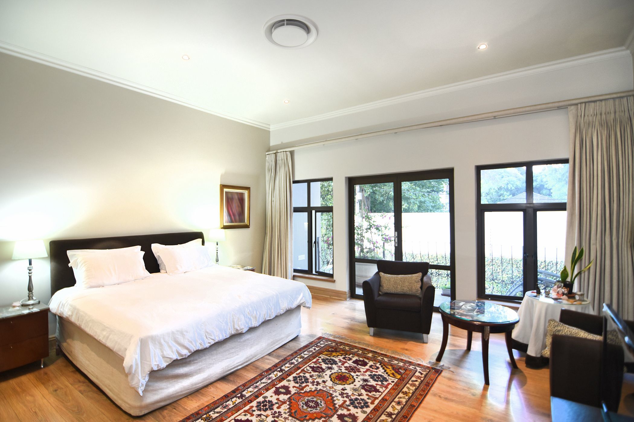 6 Bedroom Doublestorey Cluster For Sale Hyde Park (Sandton