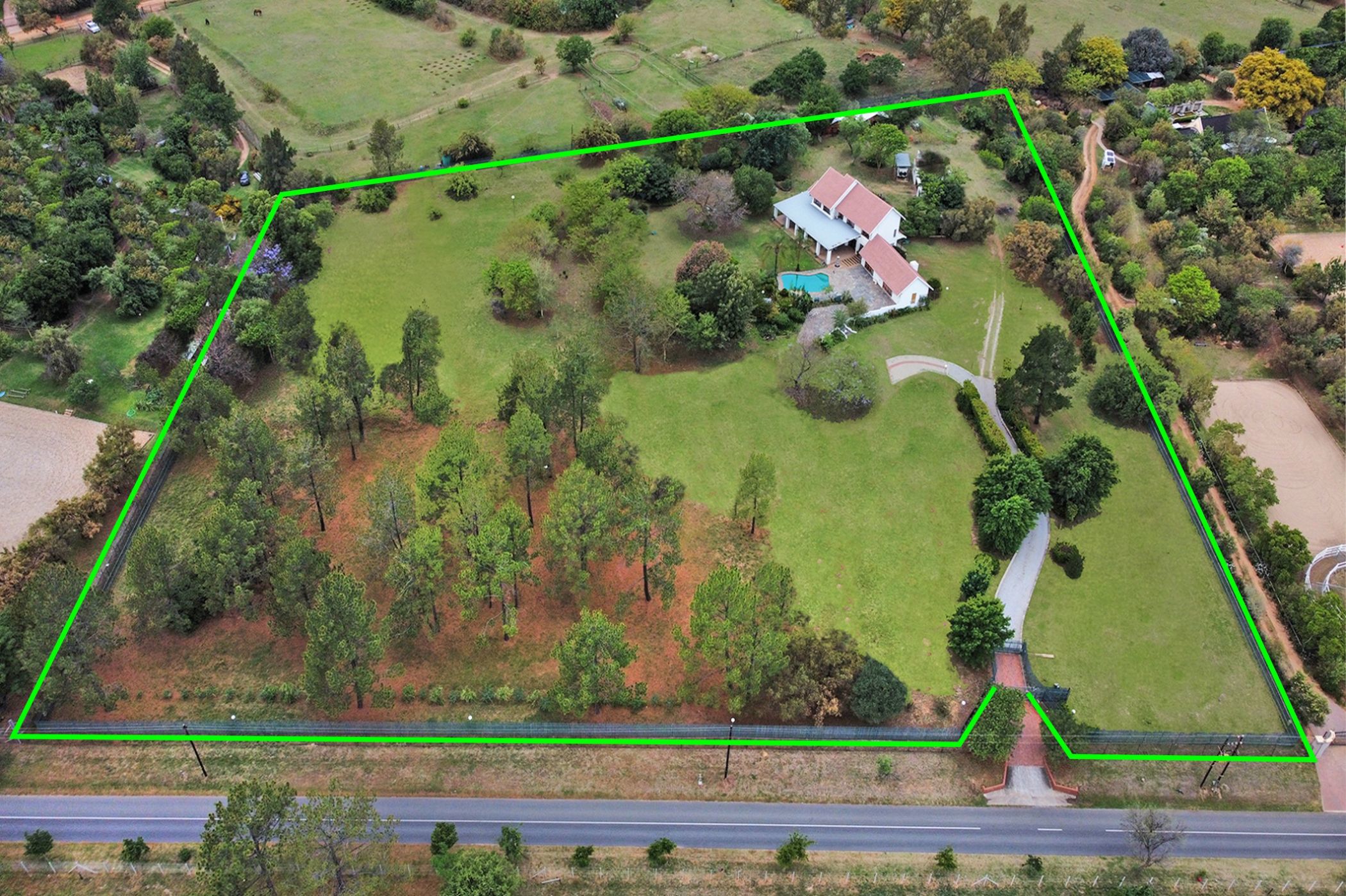 4 bedroom house for sale in Kyalami AH