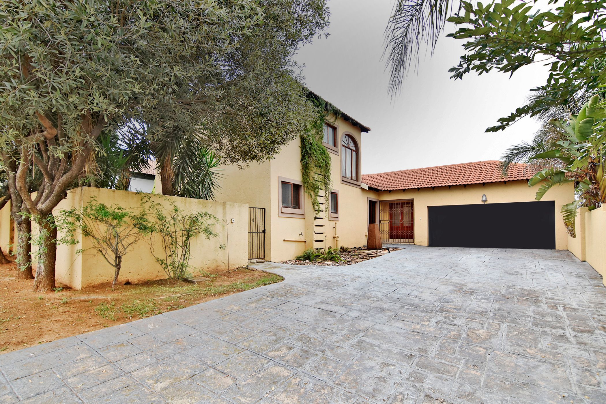 3 Bedroom House For Sale Country View (Midrand) FW1592316 Pam