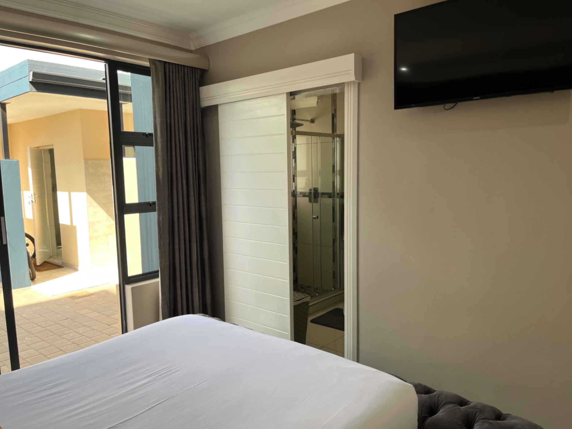 3 Bedroom Security Estate Home For Sale Midstream Estate CN1593842