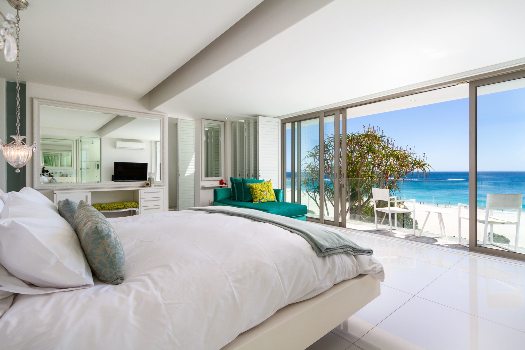 4 Bedroom Apartment For Sale Camps Bay AS1594171 Pam Golding