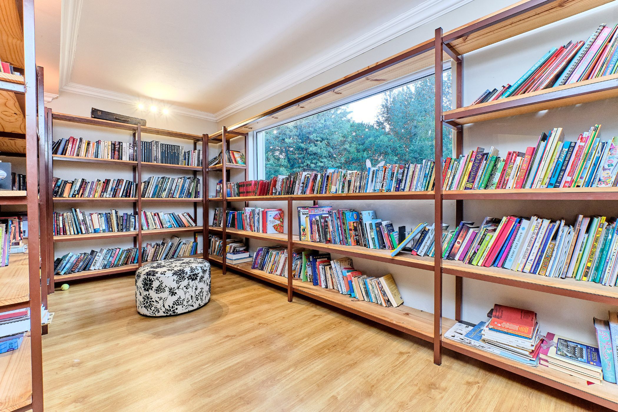 5 Bedroom Doublestorey House For Sale Bryanston HP1593809 Pam