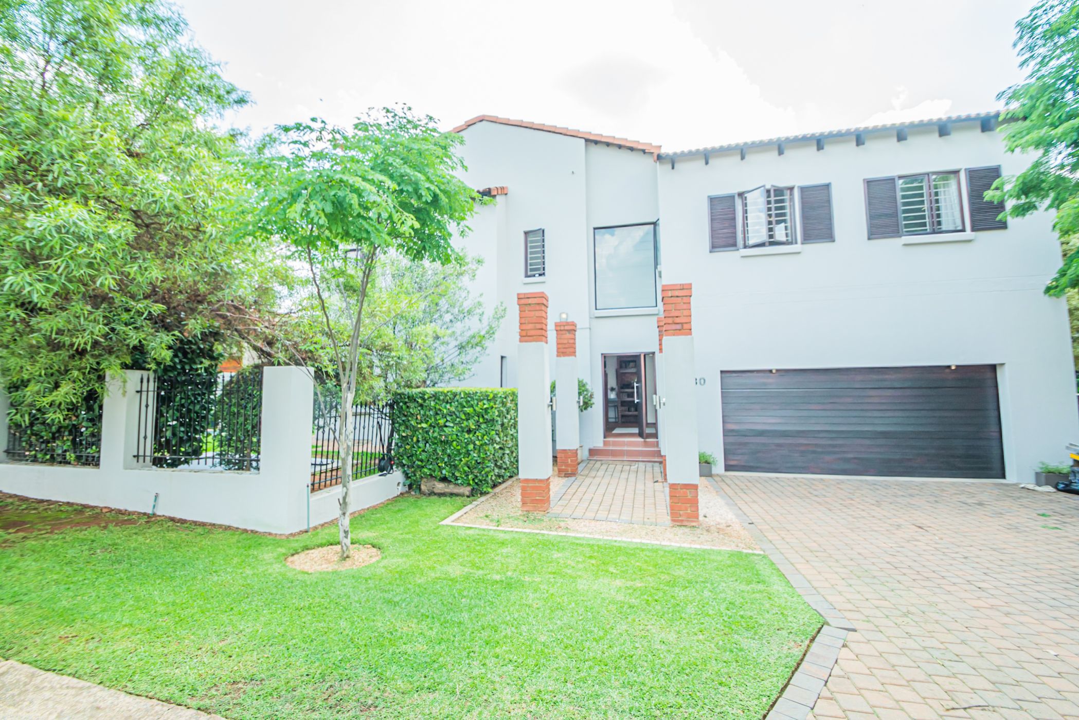 5 Bedroom Golf Estate House For Sale Waterkloof Ridge PT1593259