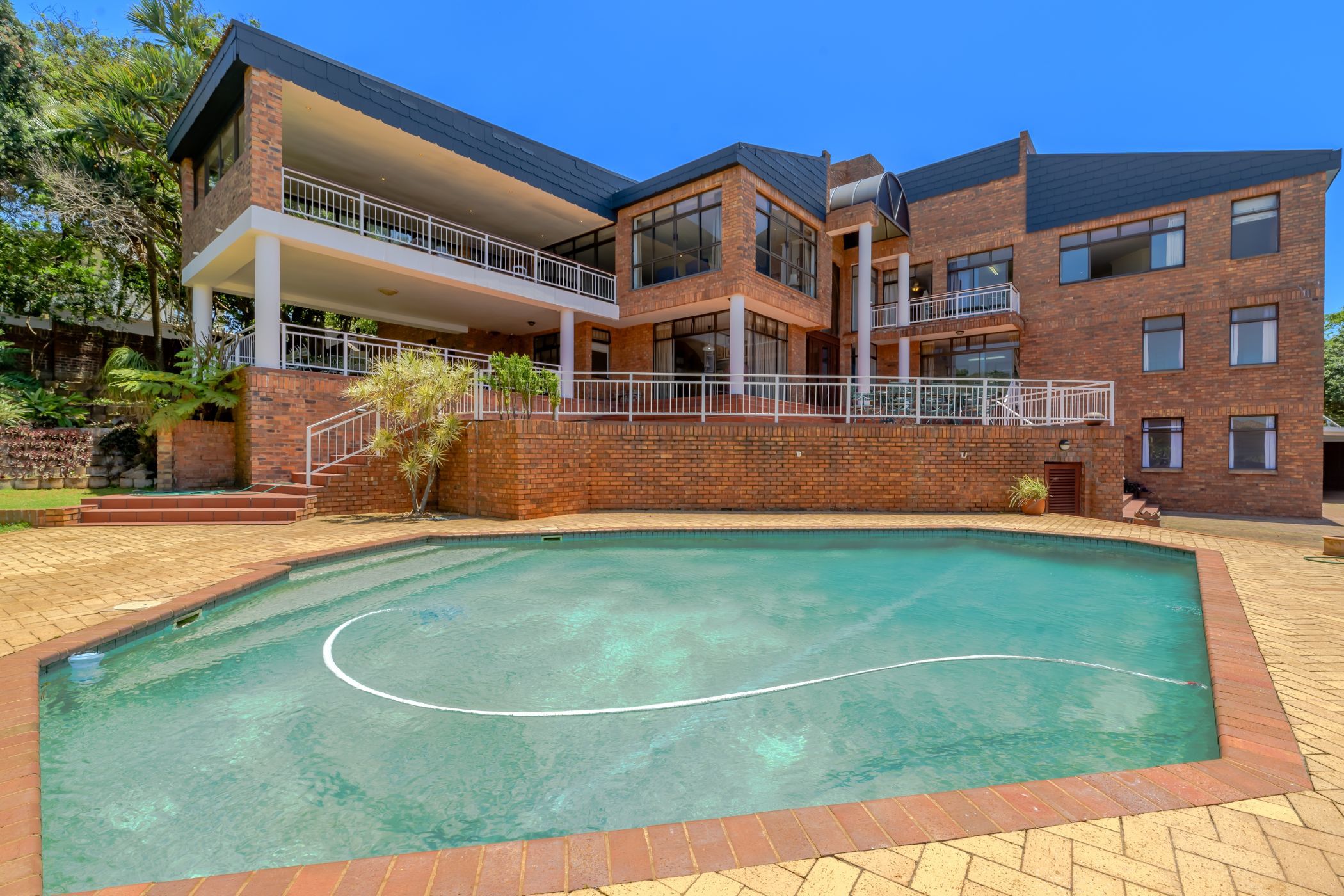 7 Bedroom Doublestorey House For Sale Durban North 1ND1593062