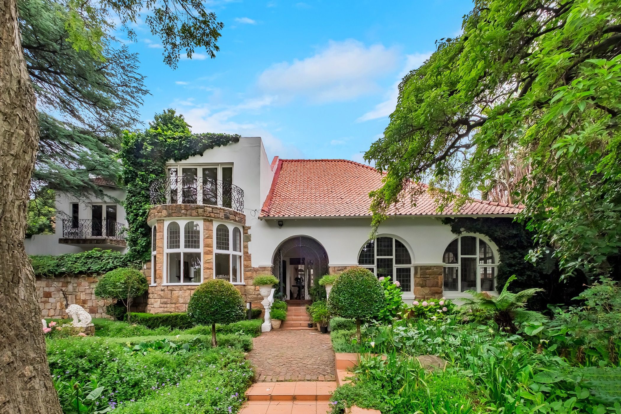 4 Bedroom House For Sale Houghton Estate HP1596406 Pam Golding