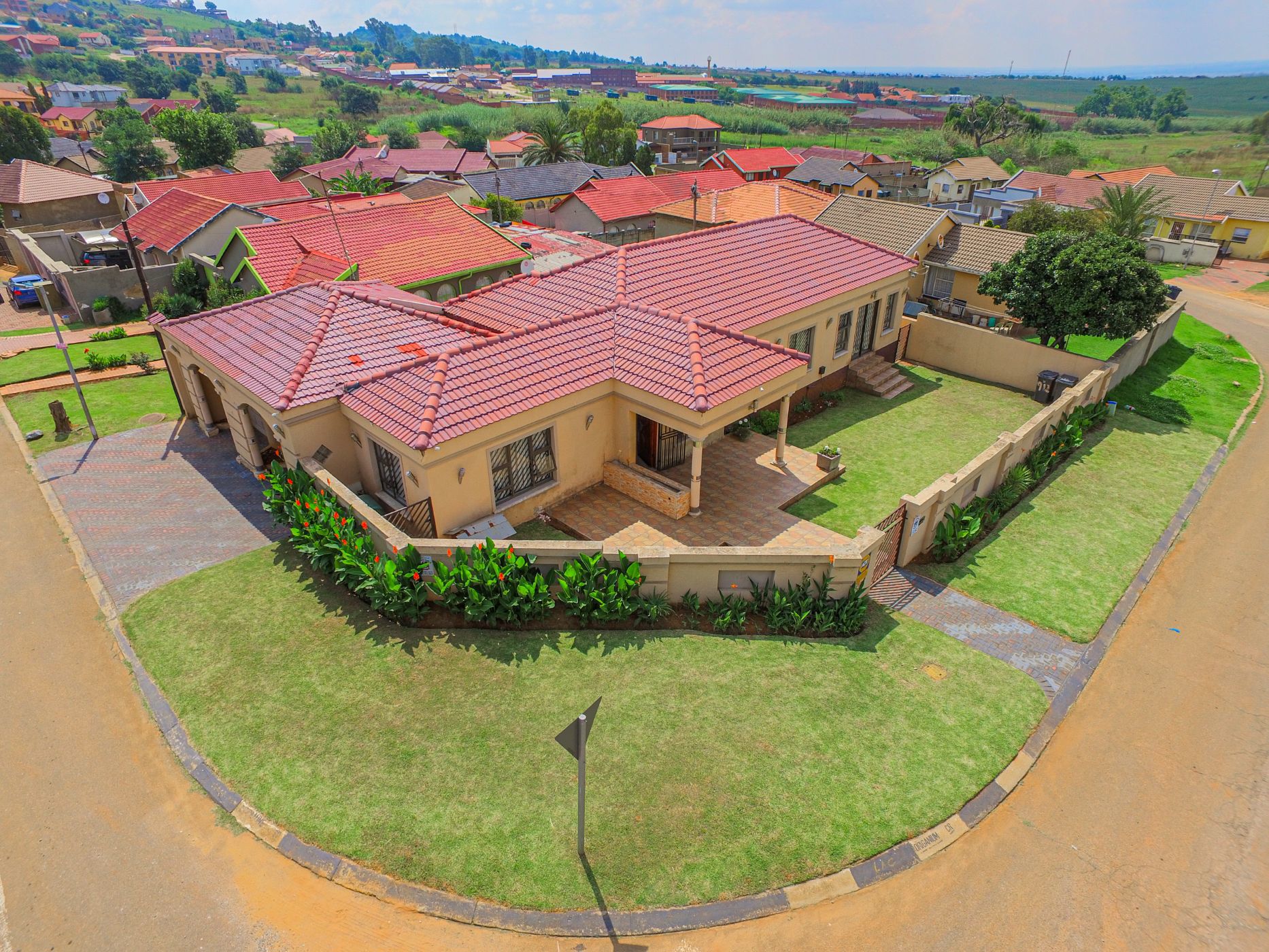 3 Bedroom House For Sale Zakariyya Park 1GV1594395 Pam Golding