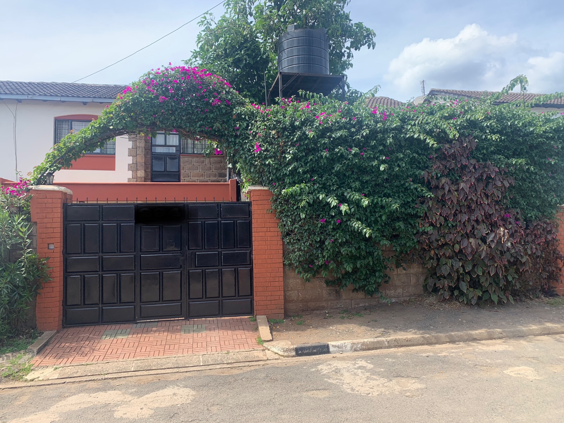 3 Bedroom Townhouse For Sale Ngumo Estate (Kenya) 3KE1596340 Pam