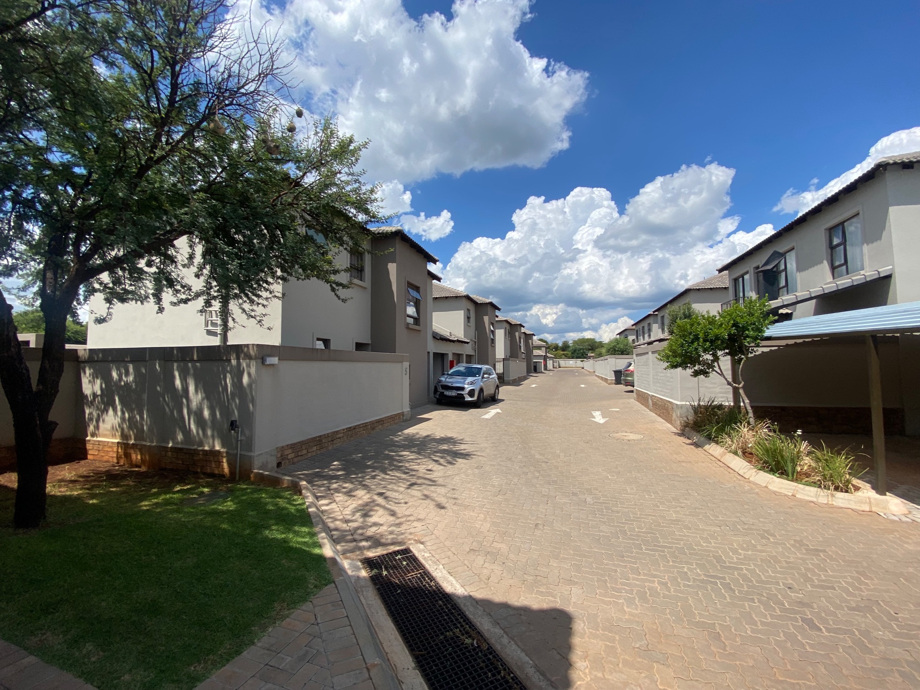 3 Bedroom Doublestorey House For Sale Montana Gardens PTM1597212