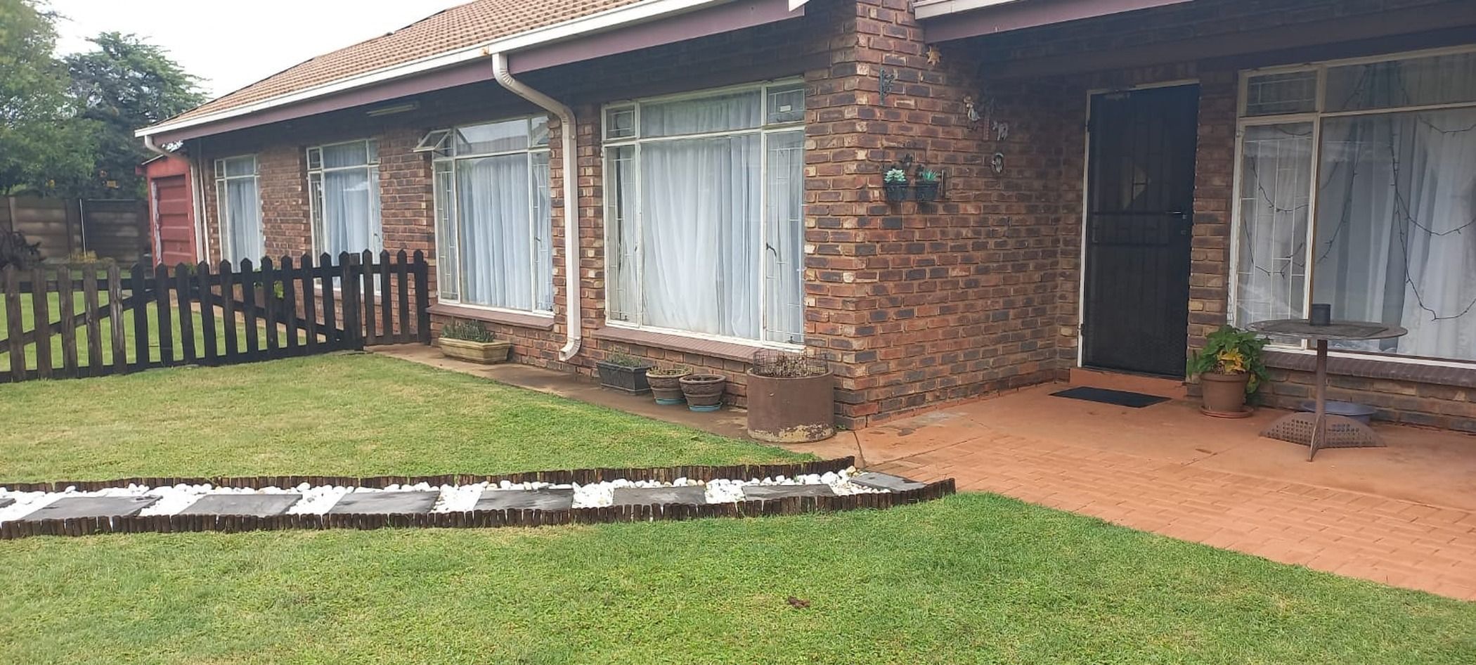 3 Bedroom House For Sale Falcon Ridge 1VT1596663 Pam Golding