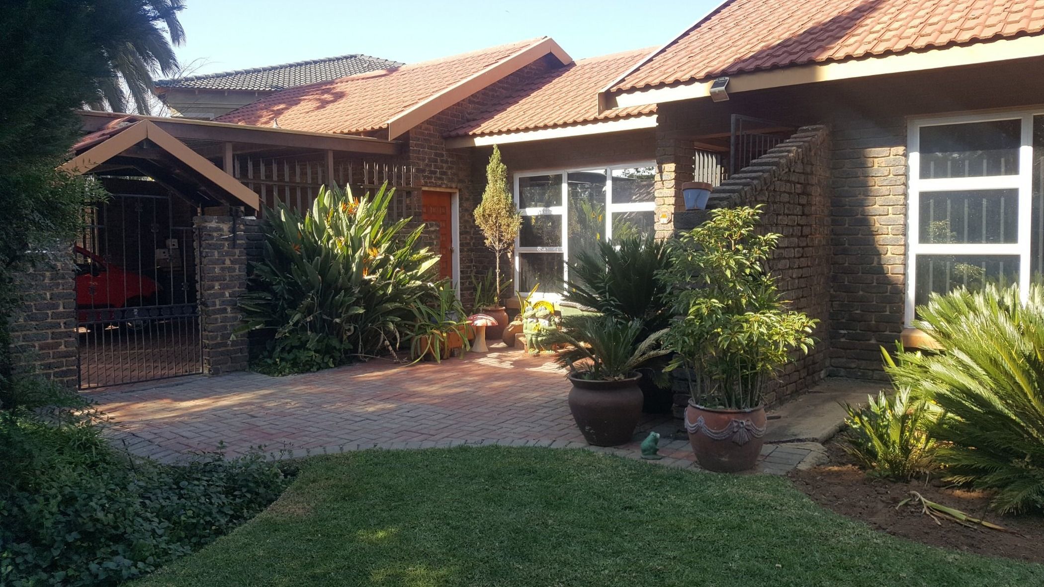 3 Bedroom House For Sale Falcon Ridge 1VT1596969 Pam Golding