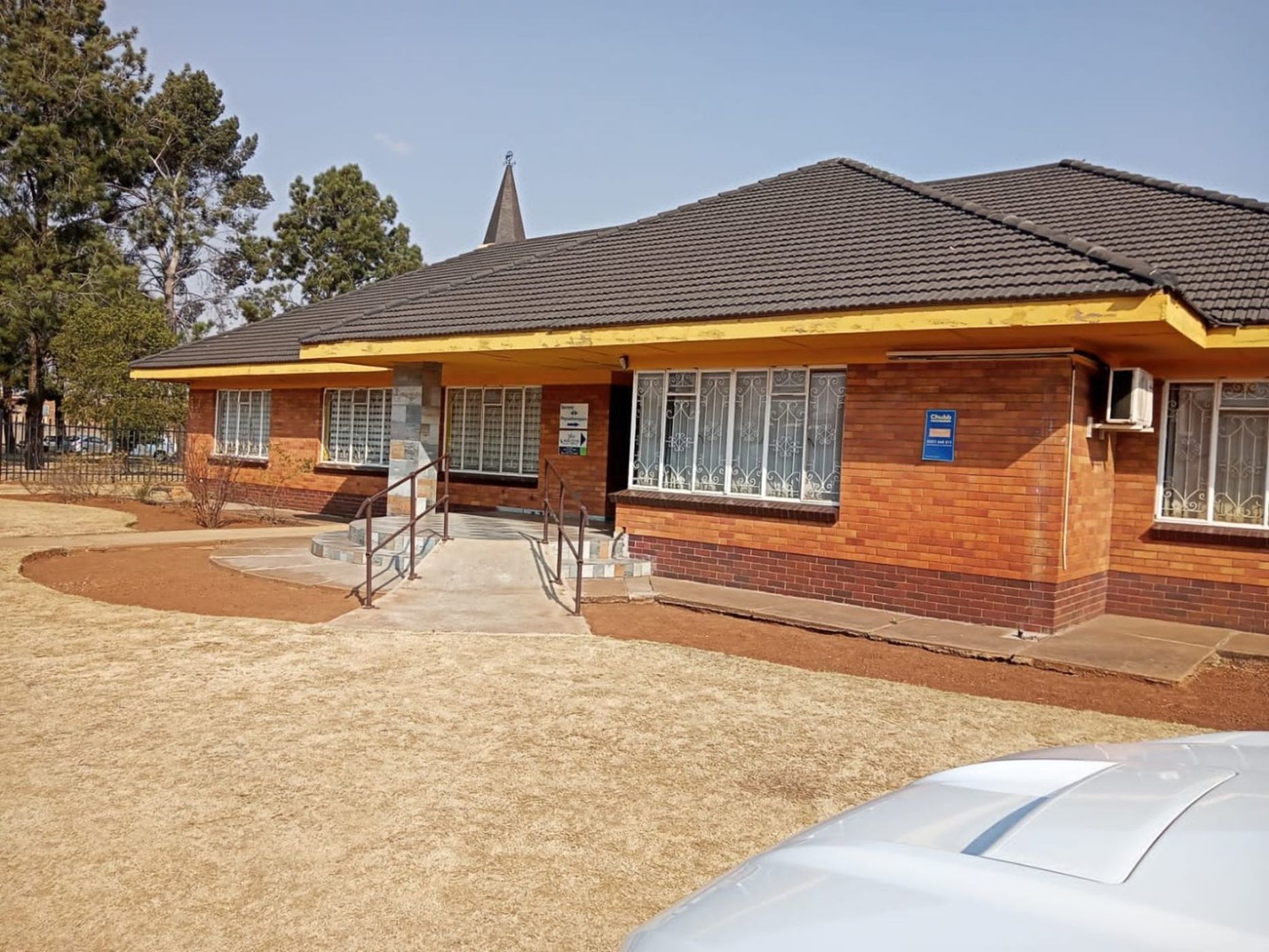 3967 m&sup2; commercial office for sale in Vereeniging Central