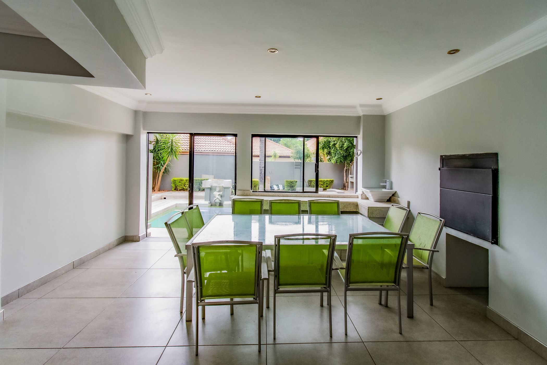 4 Bedroom Golf Estate House For Sale Pecanwood 1HR1597596 Pam