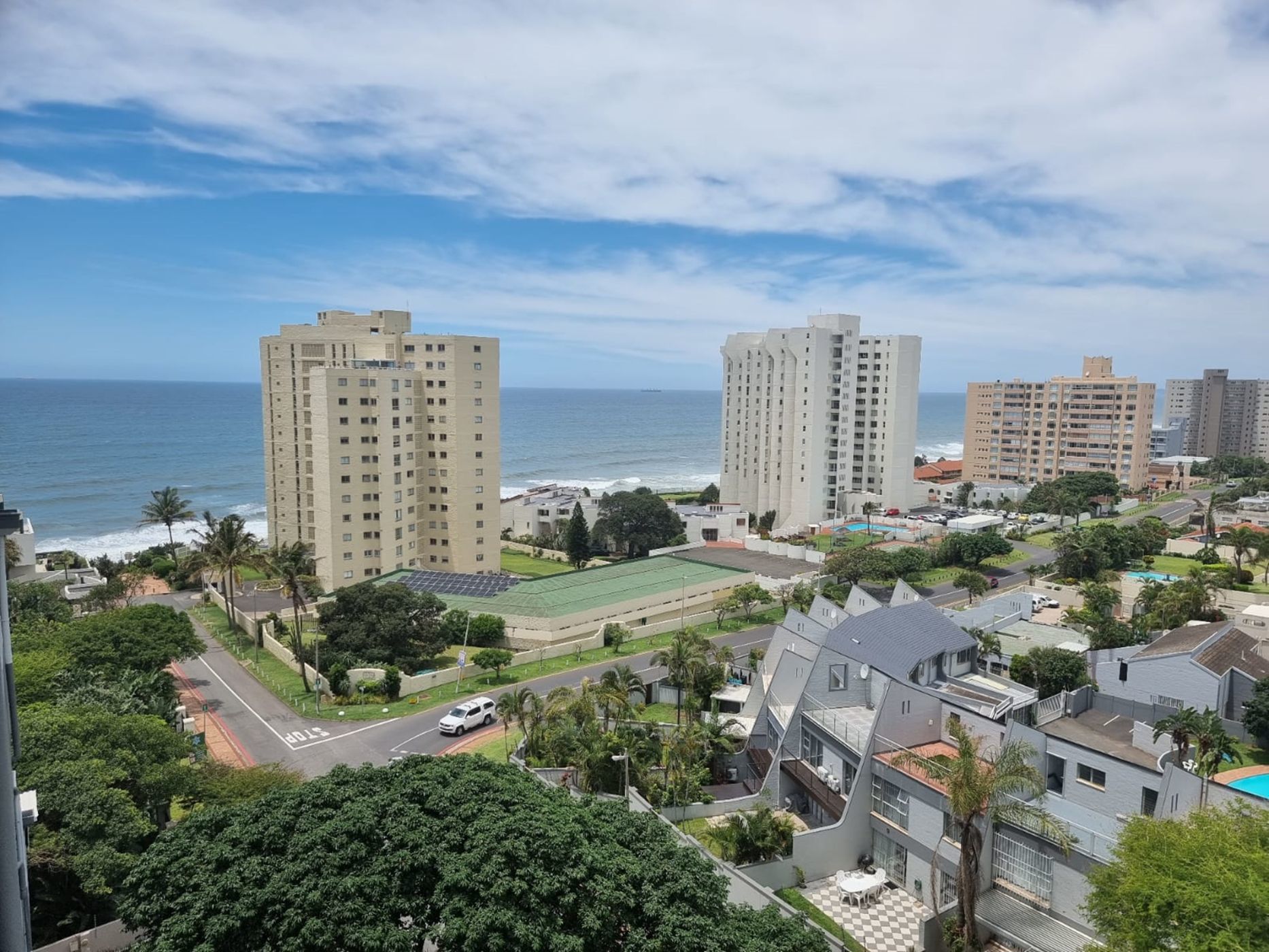 3 bedroom apartment for sale in uMhlanga Rocks