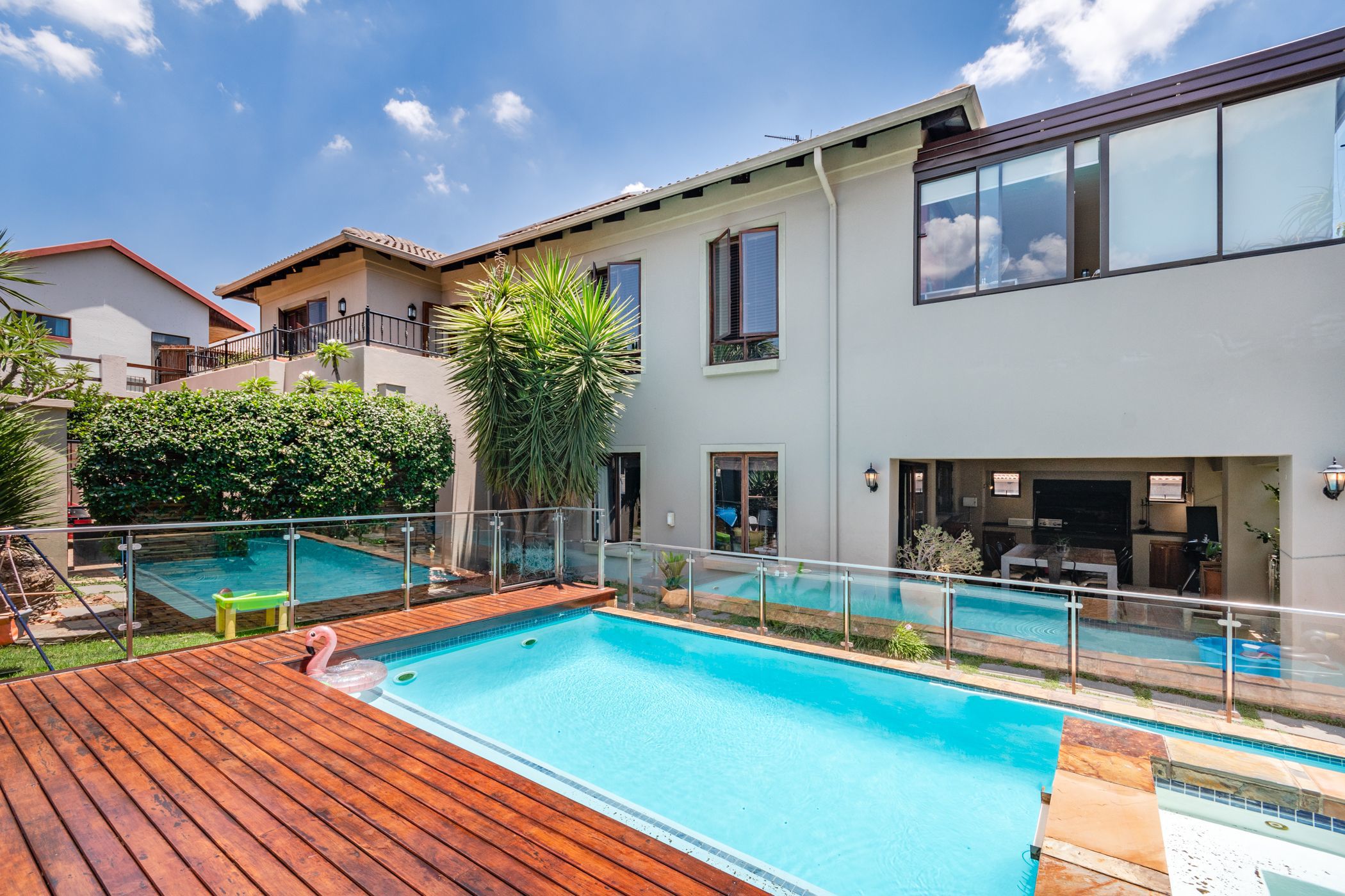 3 Bedroom Doublestorey Cluster For Sale Honeydew Manor RAN1600854