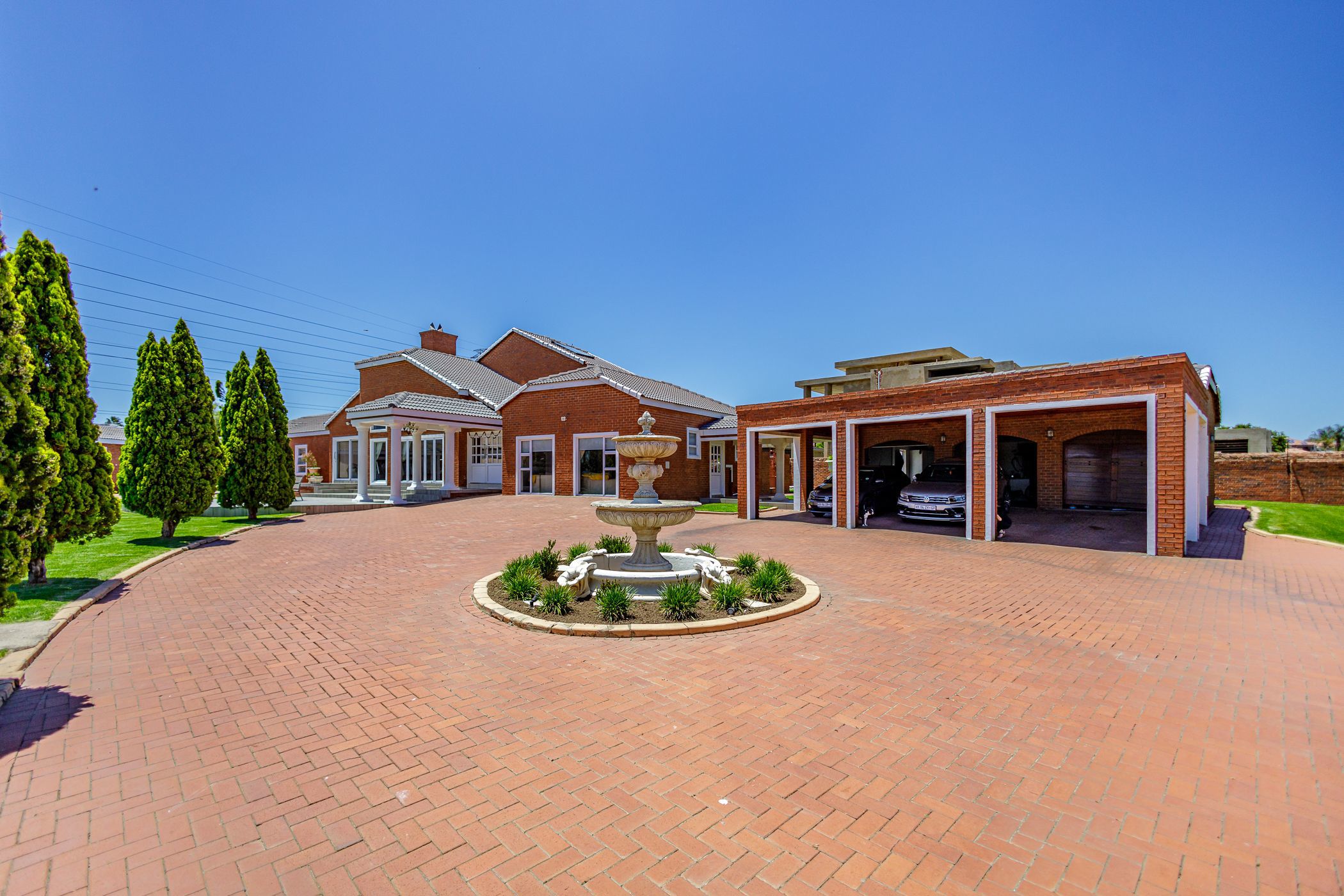 4 Bedroom House For Sale Parkrand EN1599590 Pam Golding Properties