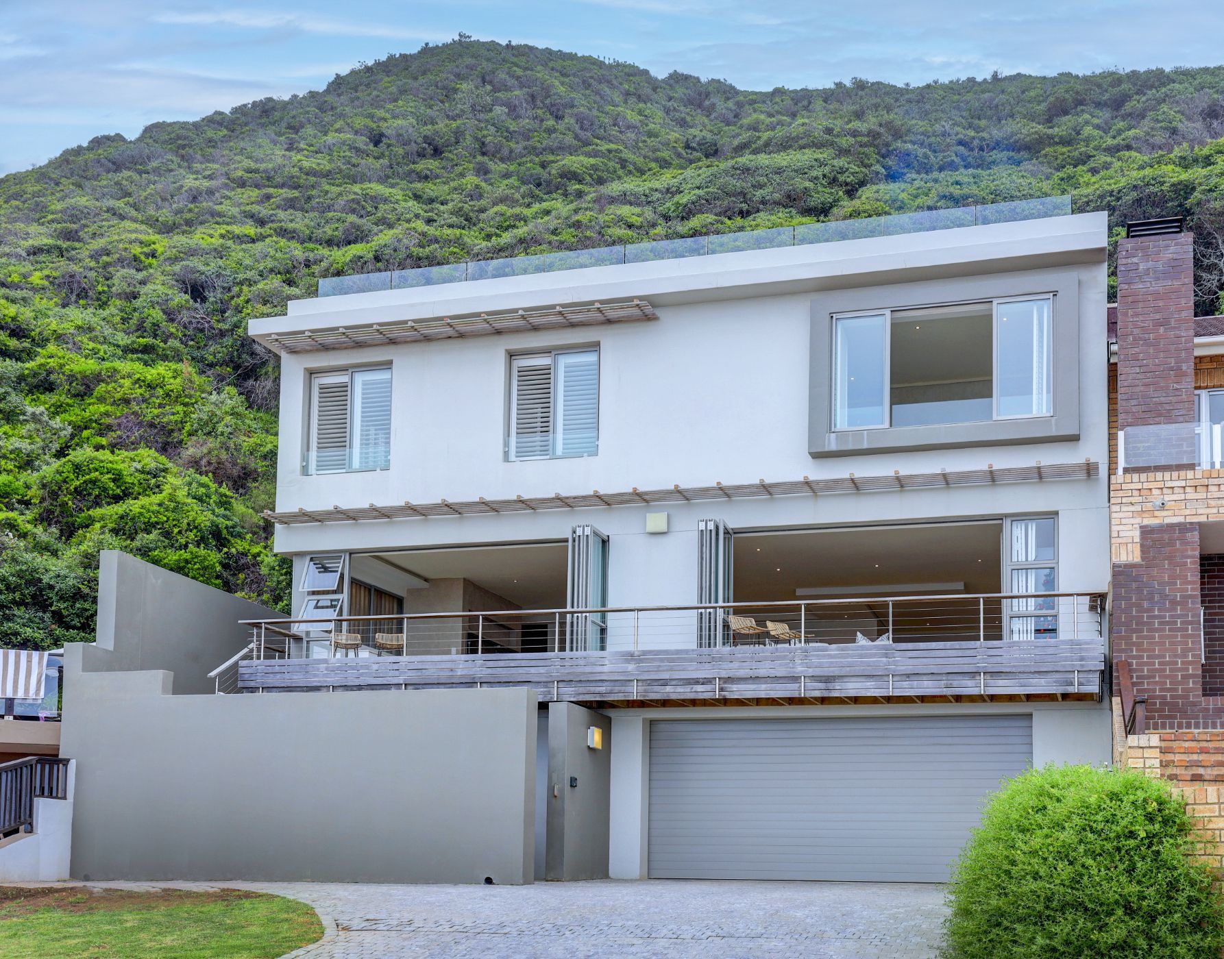 5 Bedroom Beachfront Villa For Sale Herolds Bay GEO1593968 Pam Golding Properties