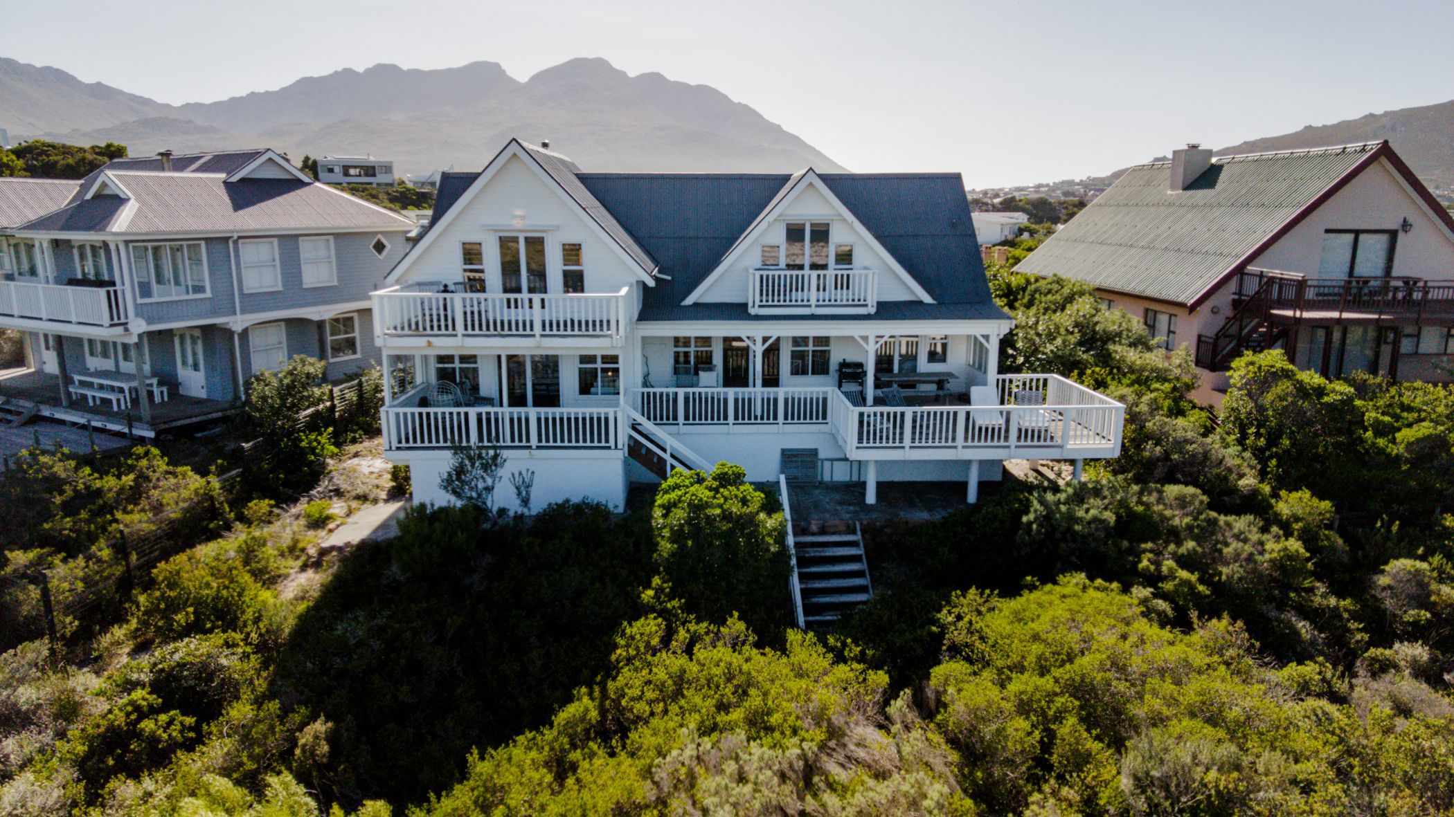 5 bedroom house for sale in Pringle Bay