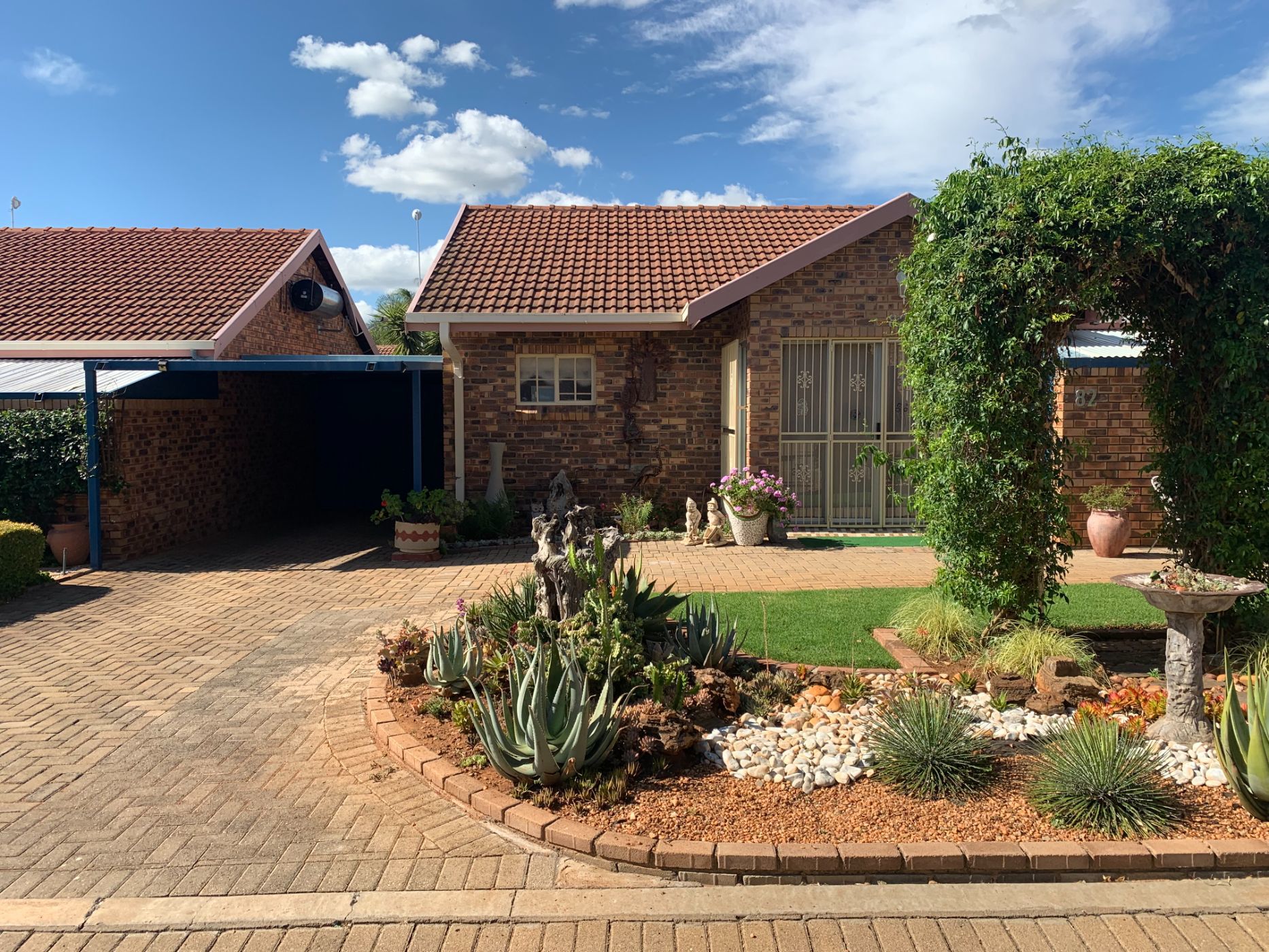 2 Bedroom House For Sale Flora Park (Polokwane) 1PS1599468 Pam