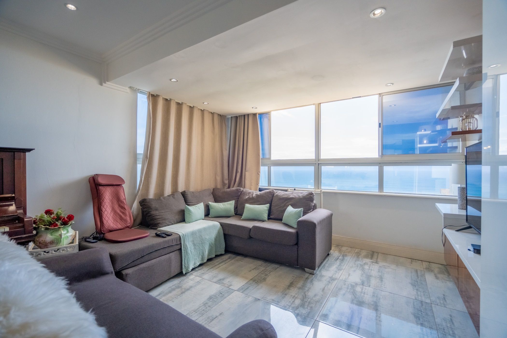 2 Bedroom Apartment For Sale North Beach Durban 1DA1599841 Pam