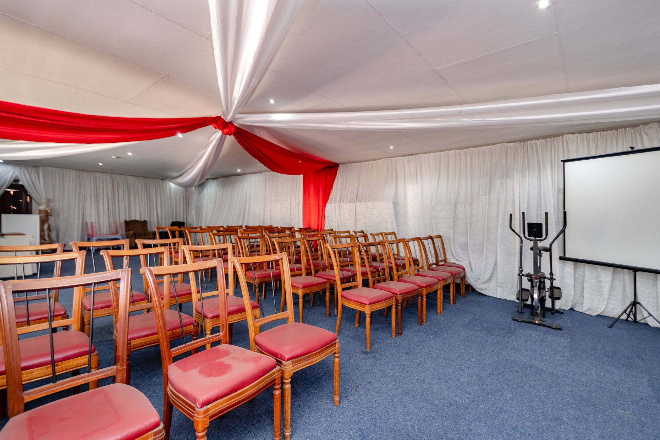 18 Guest Room Guesthouse For Sale Ravenswood EN1600316 Pam