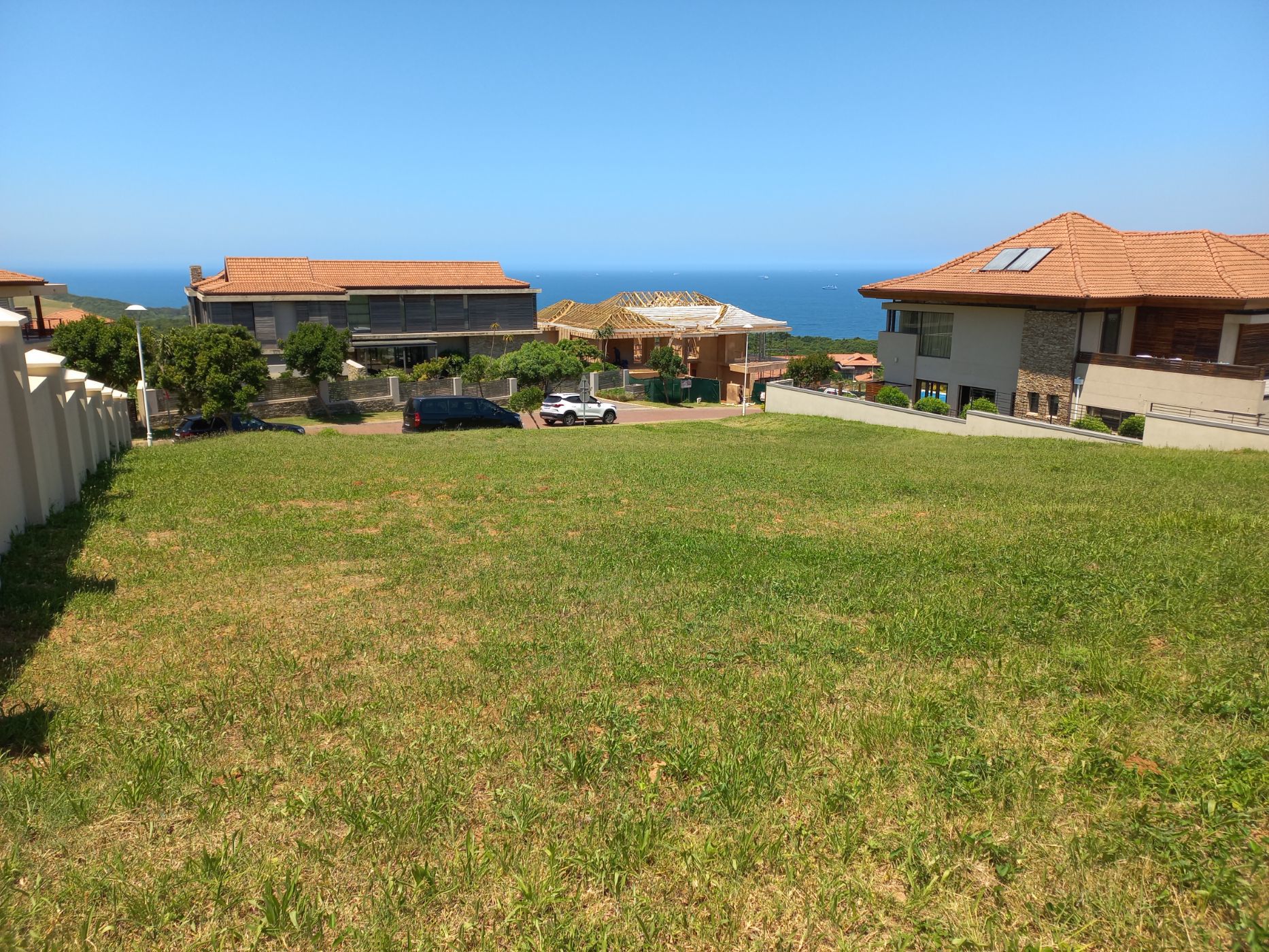 1115 m&sup2; vacant land for sale in Izinga