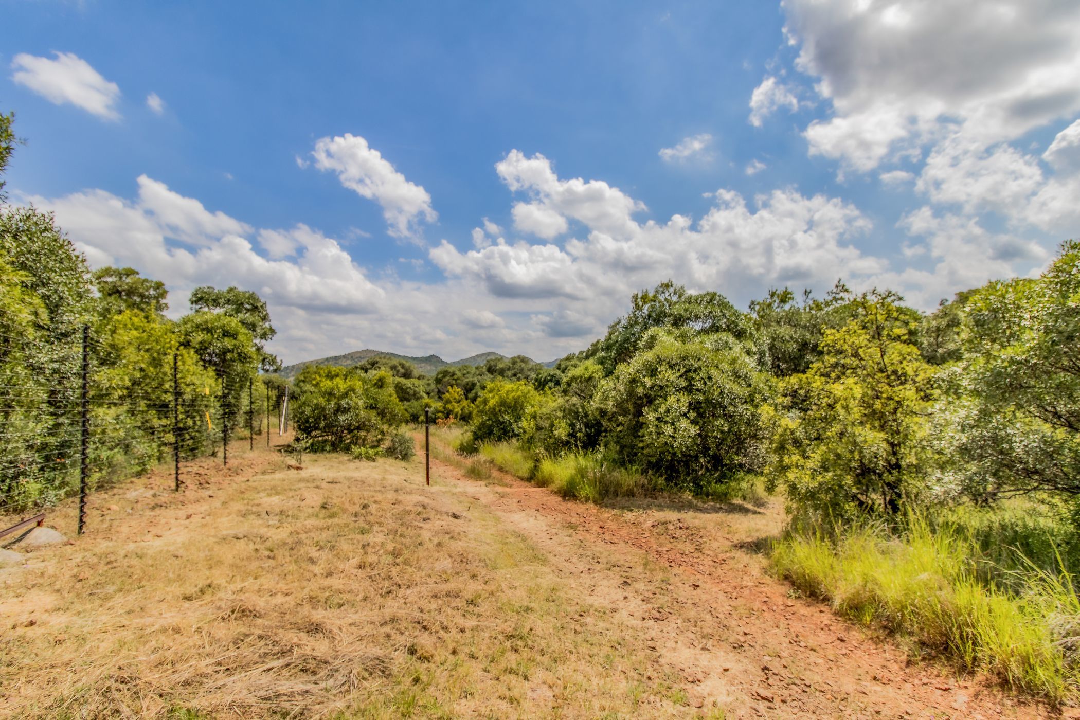 5 hectare Mixed Use Farm For Sale Broederstroom 1HR1600103 Pam