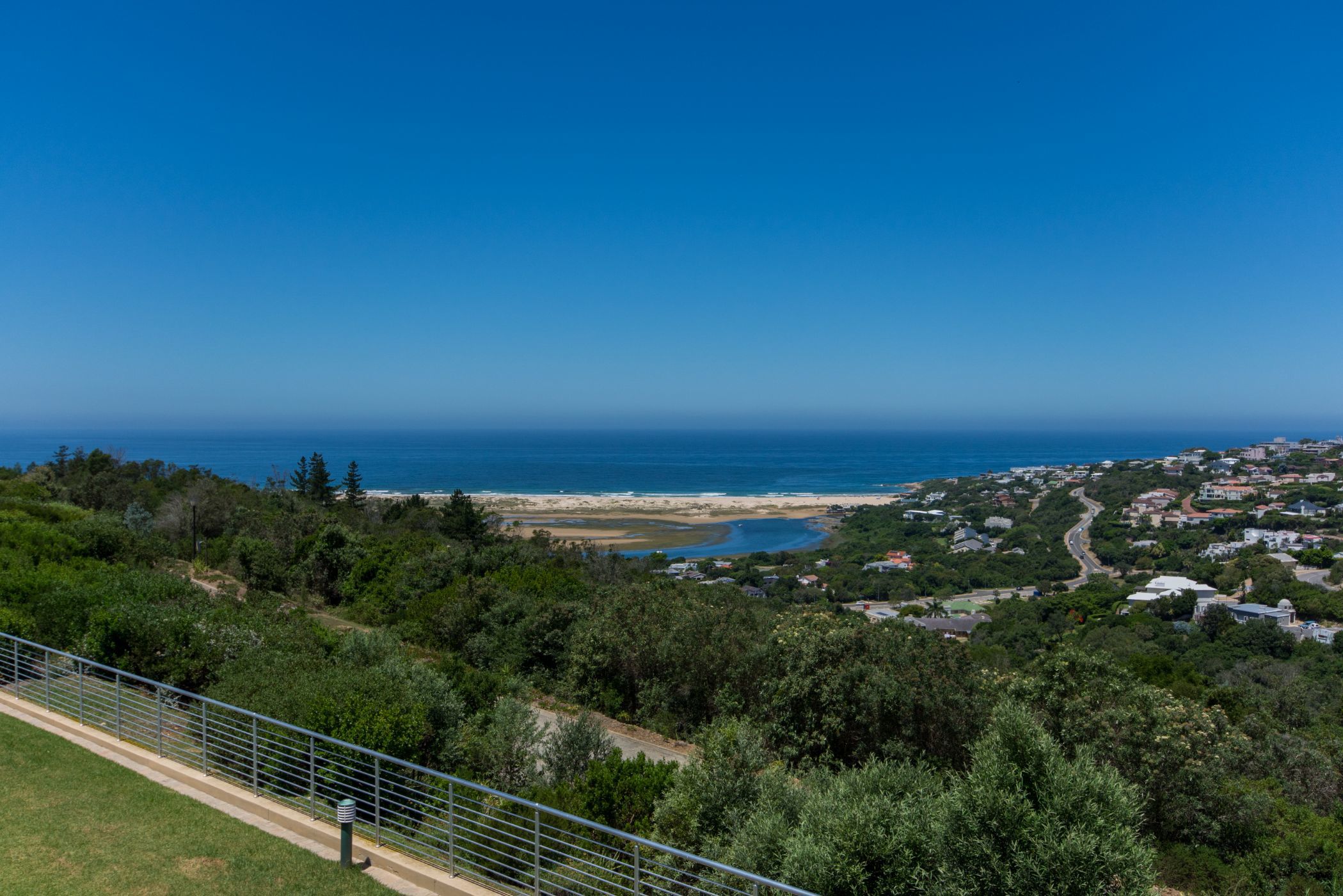 4 Bedroom Doublestorey House For Sale The Hill (Plettenberg Bay) 1KG1601009 Pam Golding