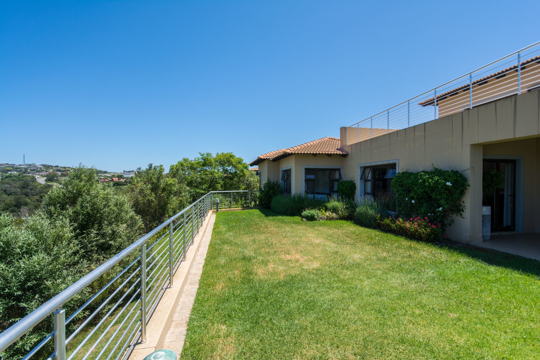 4 Bedroom Doublestorey House For Sale The Hill (Plettenberg Bay